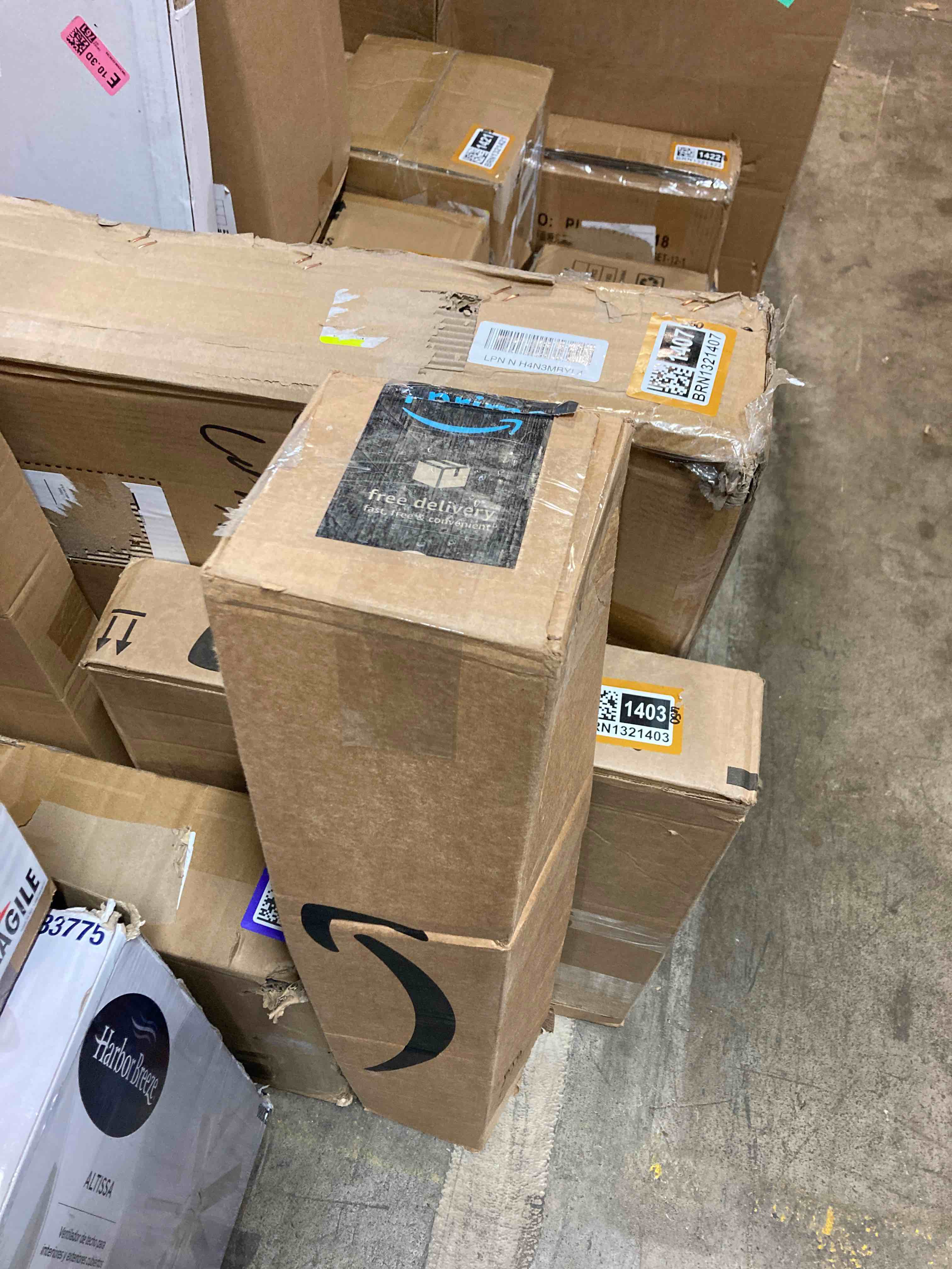 https://s3.amazonaws.com/lotting-images-prod/phillipi/PPE2329010_1746028498189.jpeg