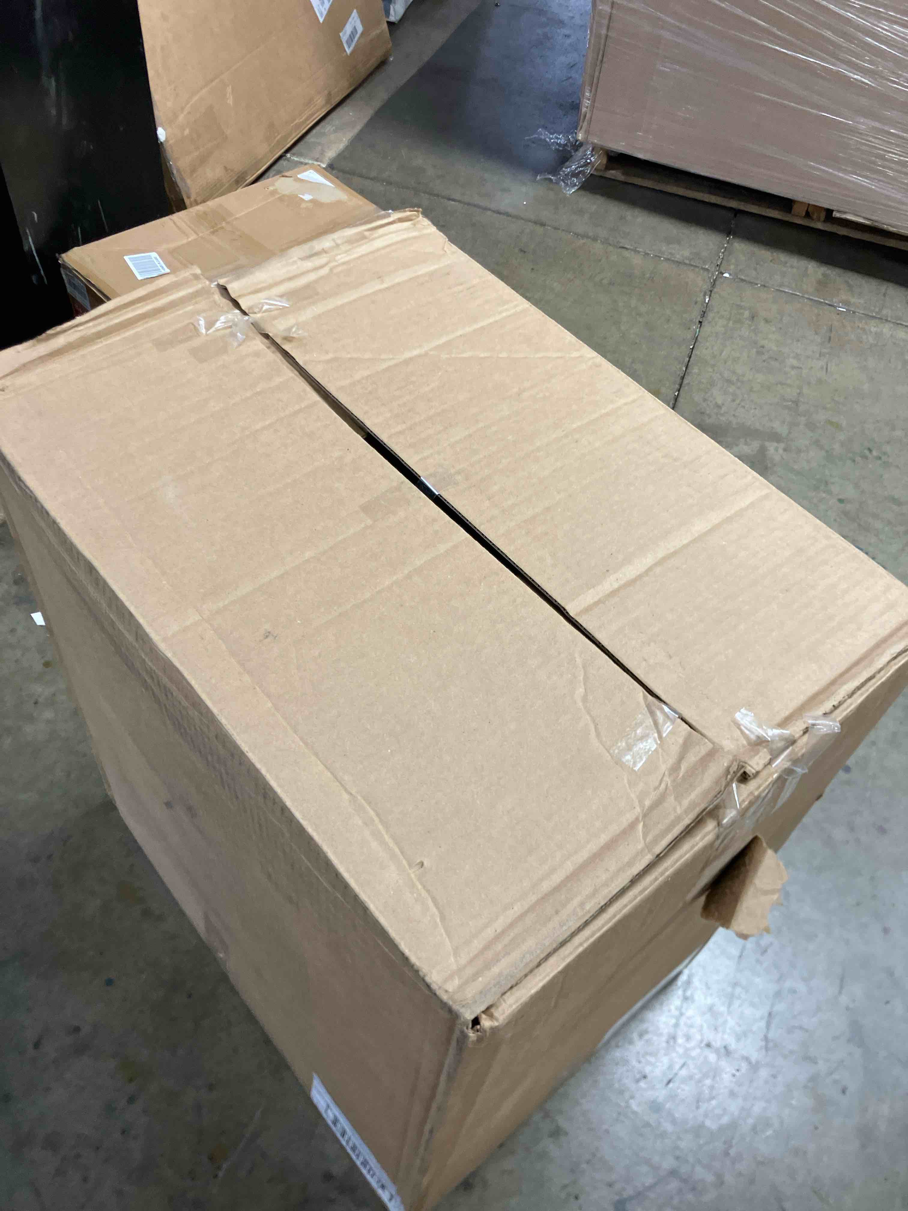 https://s3.amazonaws.com/lotting-images-prod/phillipi/PPE2329778_1750173525915.jpeg