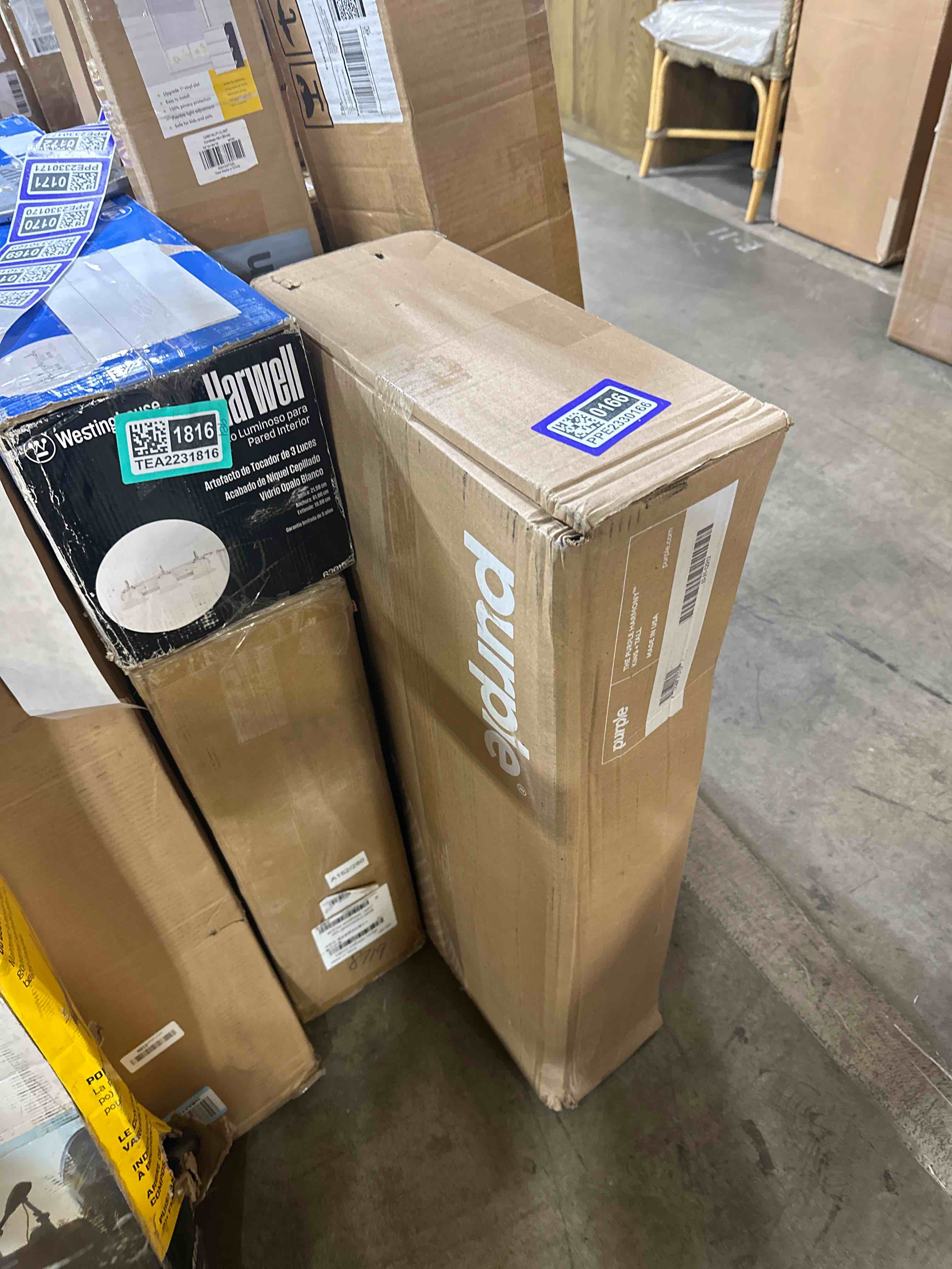 https://s3.amazonaws.com/lotting-images-prod/phillipi/PPE2330166_1750935503621.jpeg