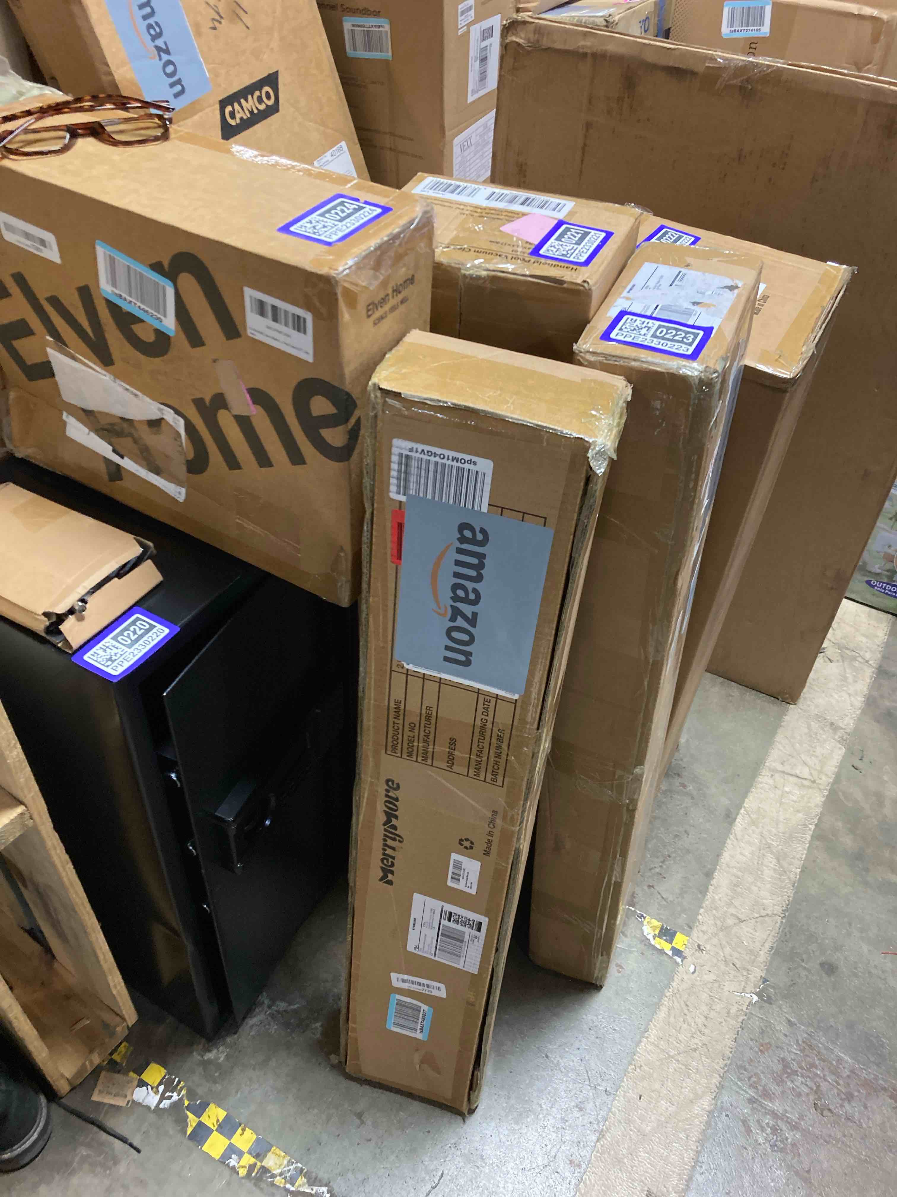 https://s3.amazonaws.com/lotting-images-prod/phillipi/PPE2330225_1750948460997.jpeg