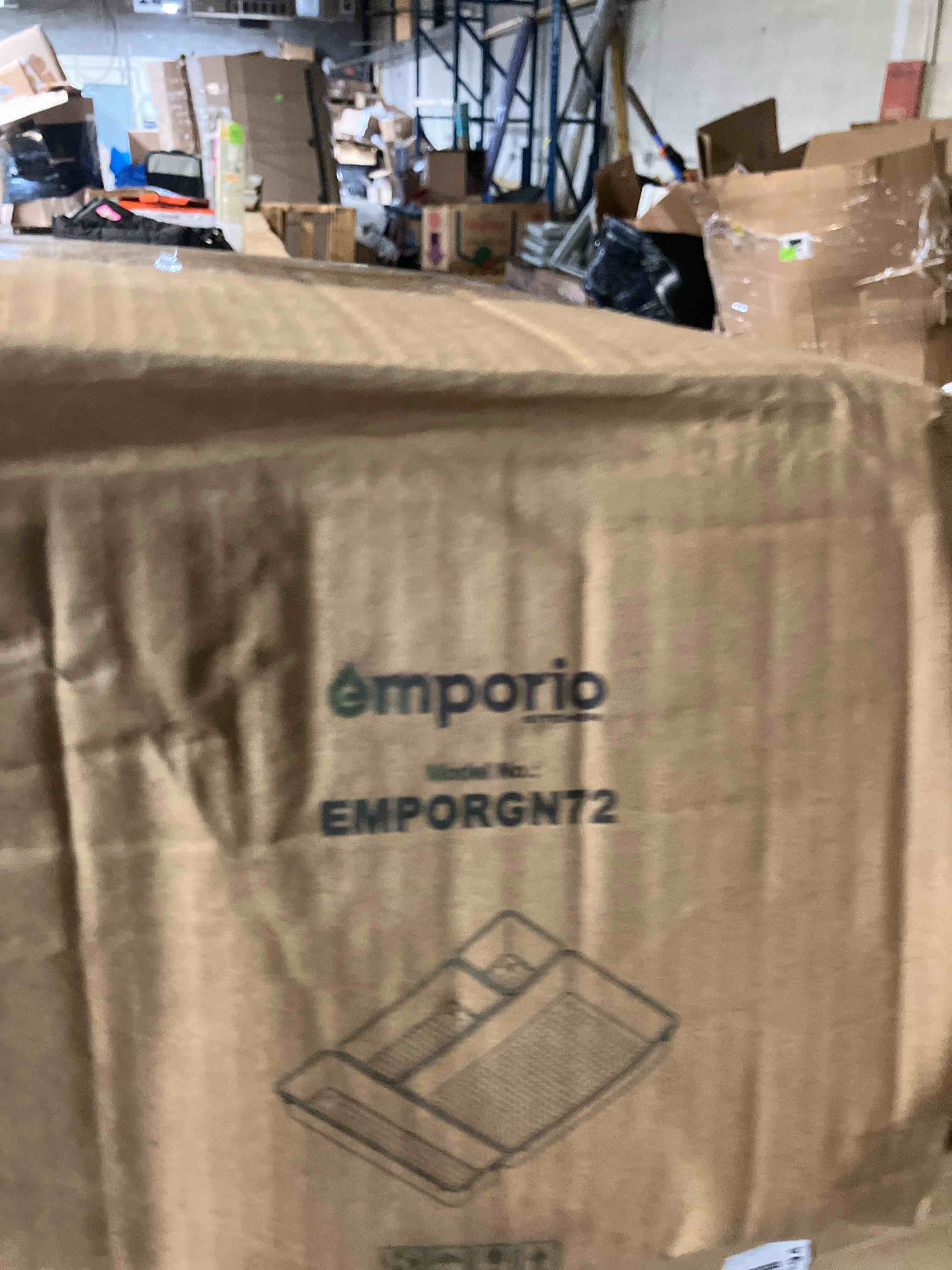 https://s3.amazonaws.com/lotting-images-prod/phillipi/PPE2330566_1752067530894.jpeg