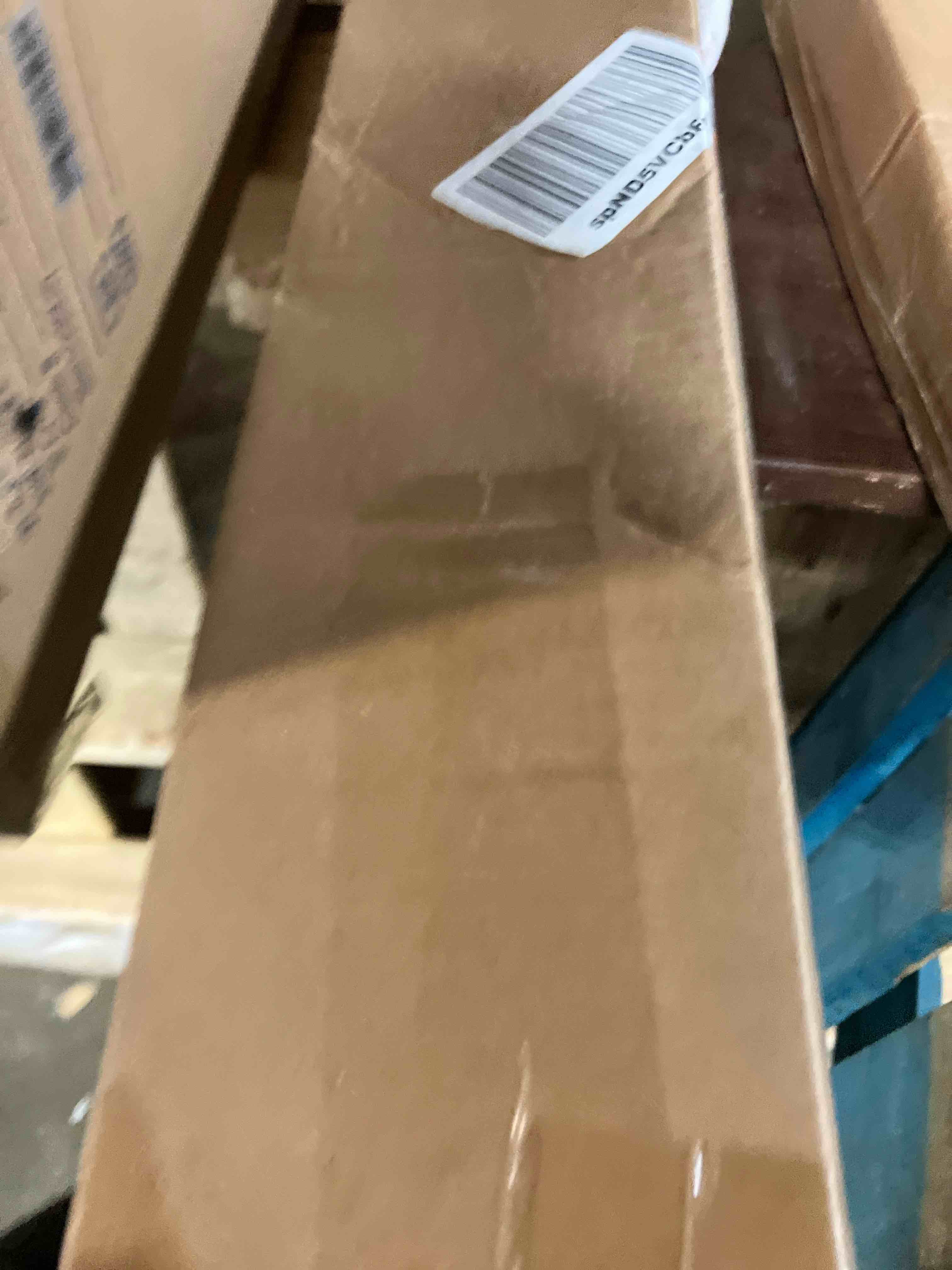 https://s3.amazonaws.com/lotting-images-prod/phillipi/PPE2330573_1752066959694.jpeg