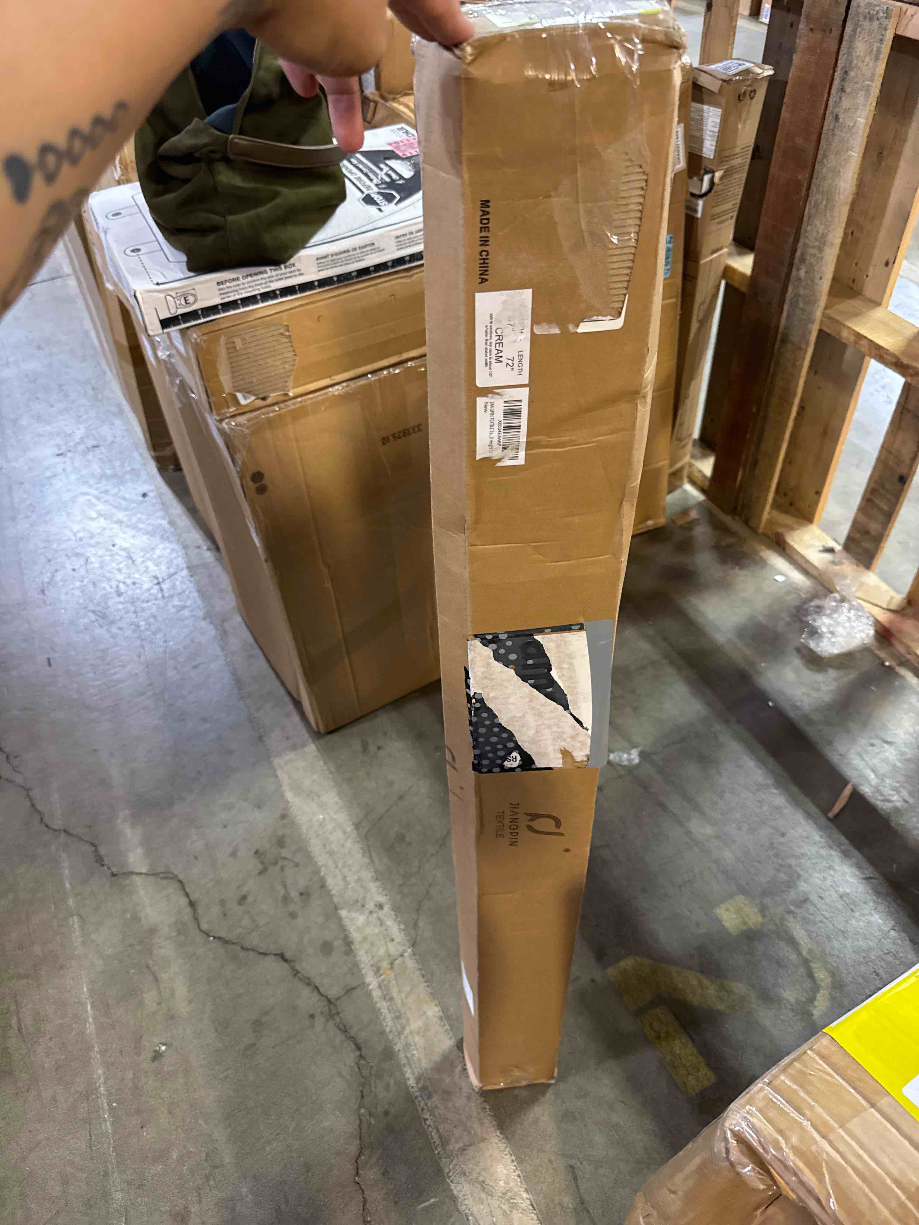 https://s3.amazonaws.com/lotting-images-prod/phillipi/PPE2330596_1752079838597.jpeg