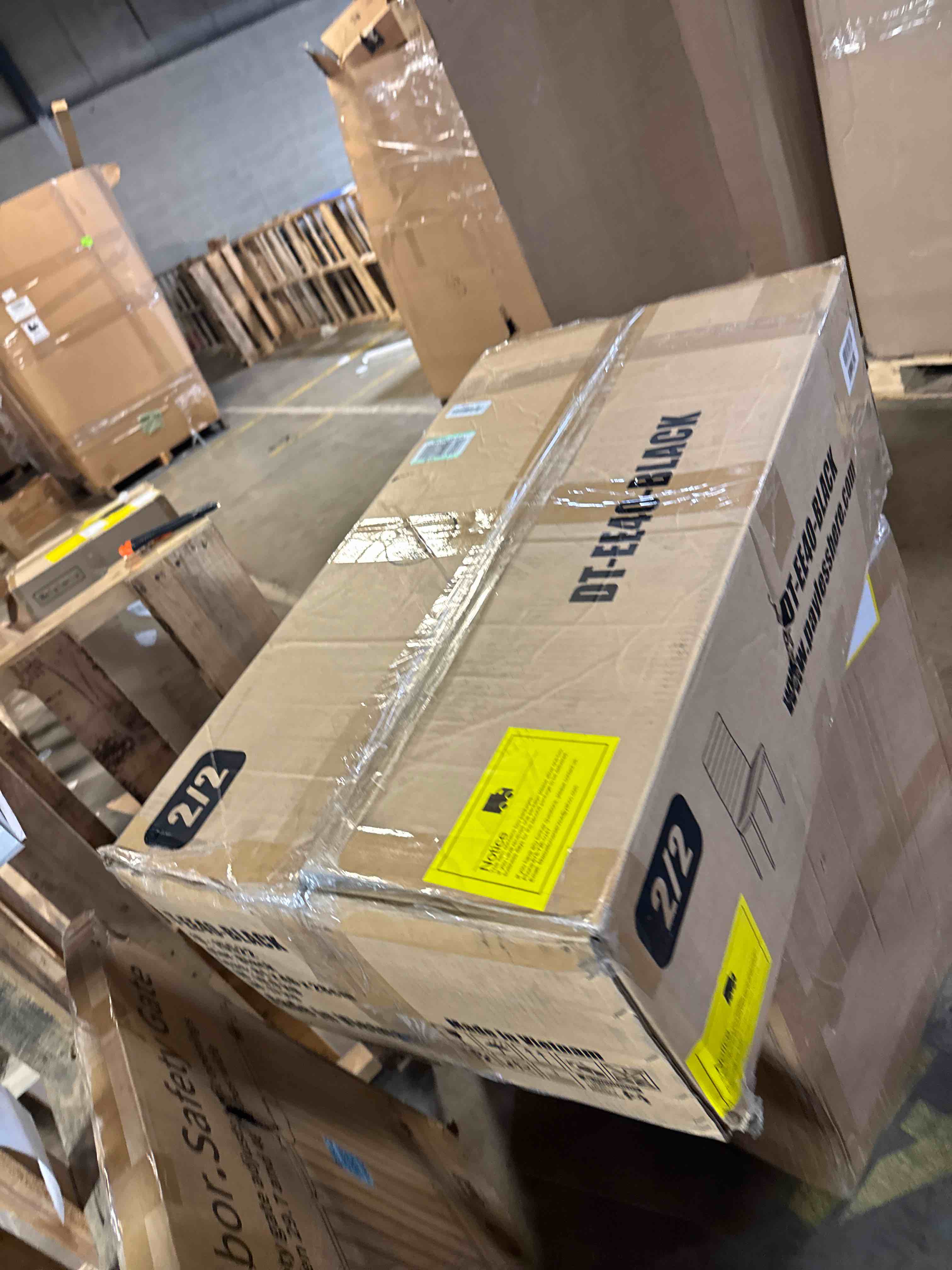 https://s3.amazonaws.com/lotting-images-prod/phillipi/PPE2330600_1752080981498.jpeg