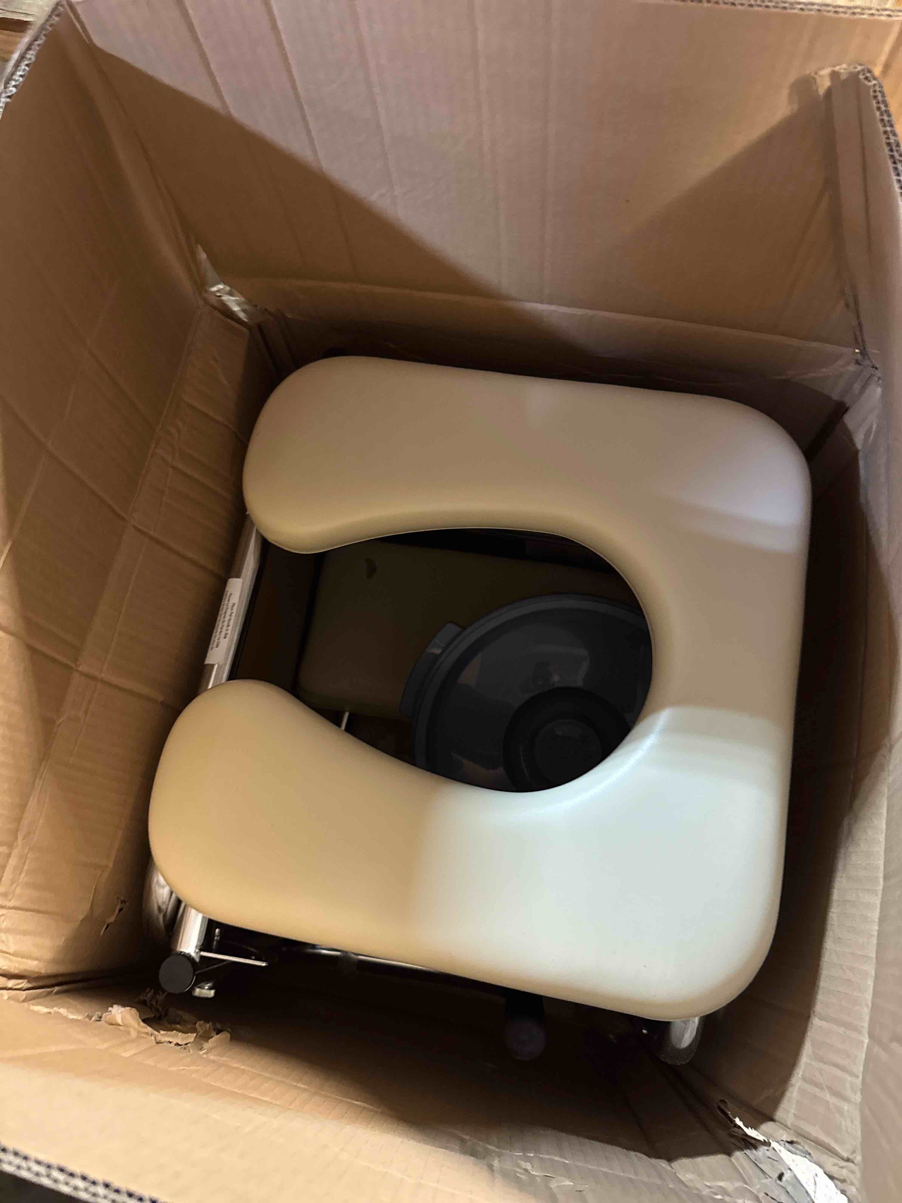https://s3.amazonaws.com/lotting-images-prod/phillipi/PPE2330648_1752091100323.jpeg