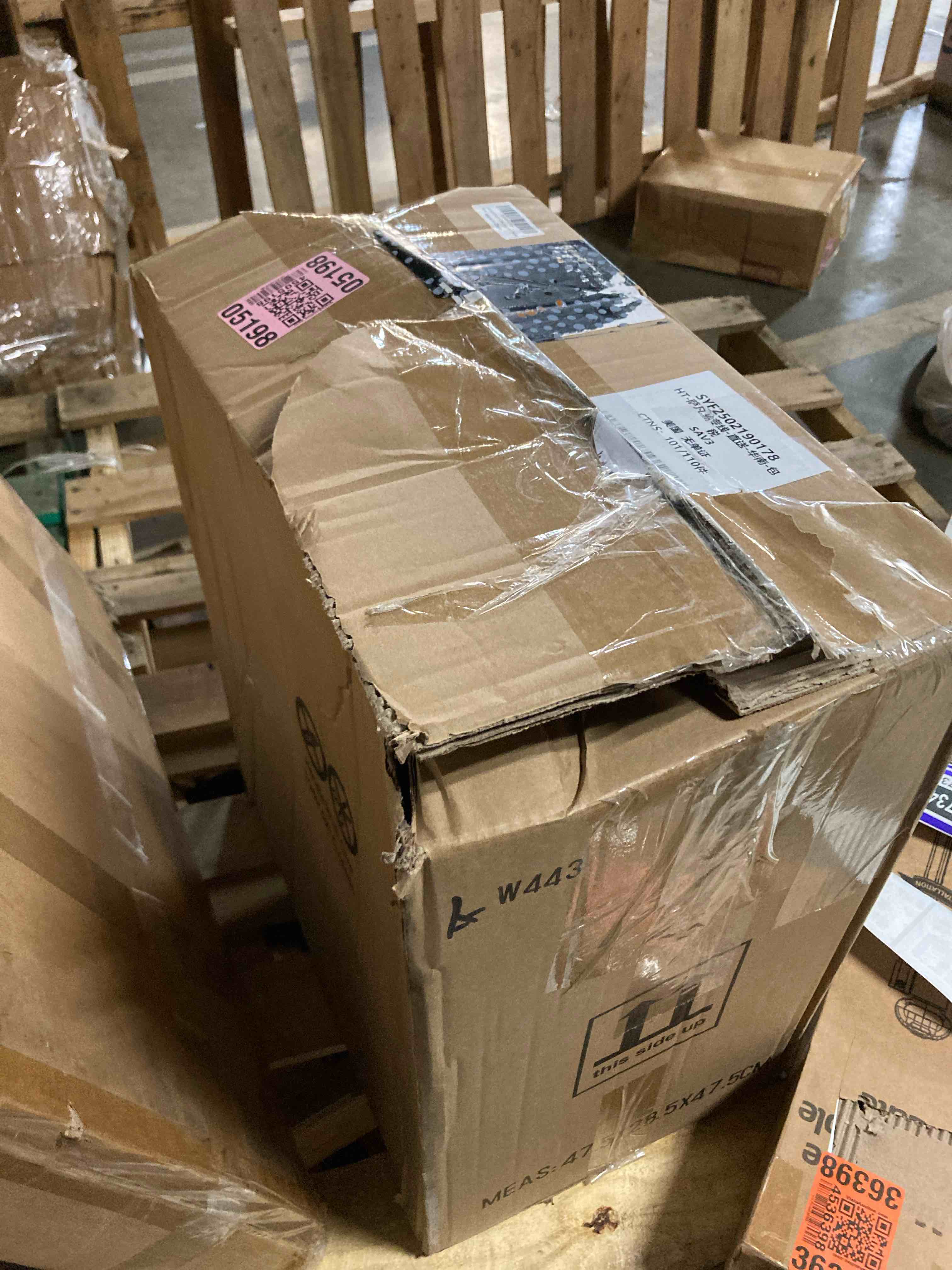 https://s3.amazonaws.com/lotting-images-prod/phillipi/PPE2330727_1752157852239.jpeg
