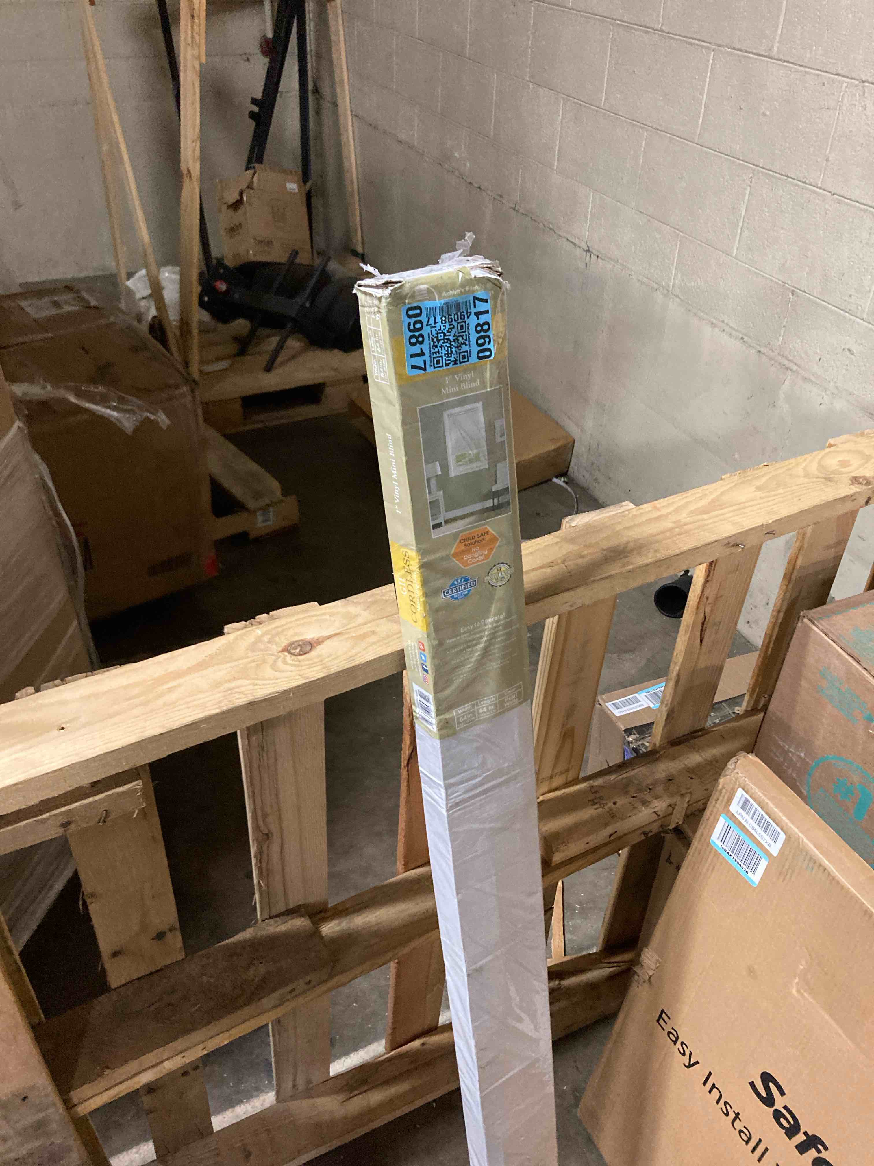 https://s3.amazonaws.com/lotting-images-prod/phillipi/PPE2330735_1752159597287.jpeg