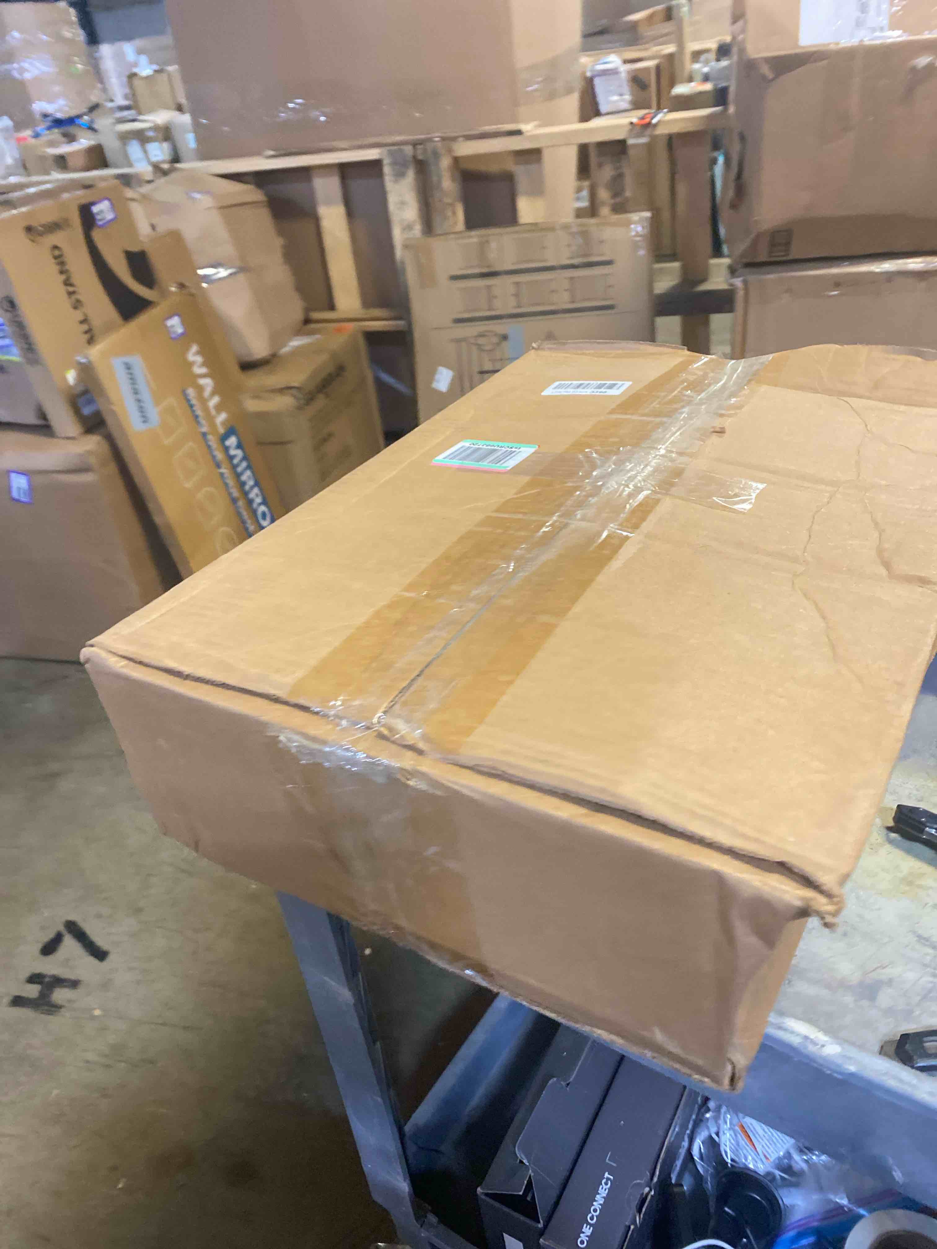 https://s3.amazonaws.com/lotting-images-prod/phillipi/PPE2330841_1752249460906.jpeg