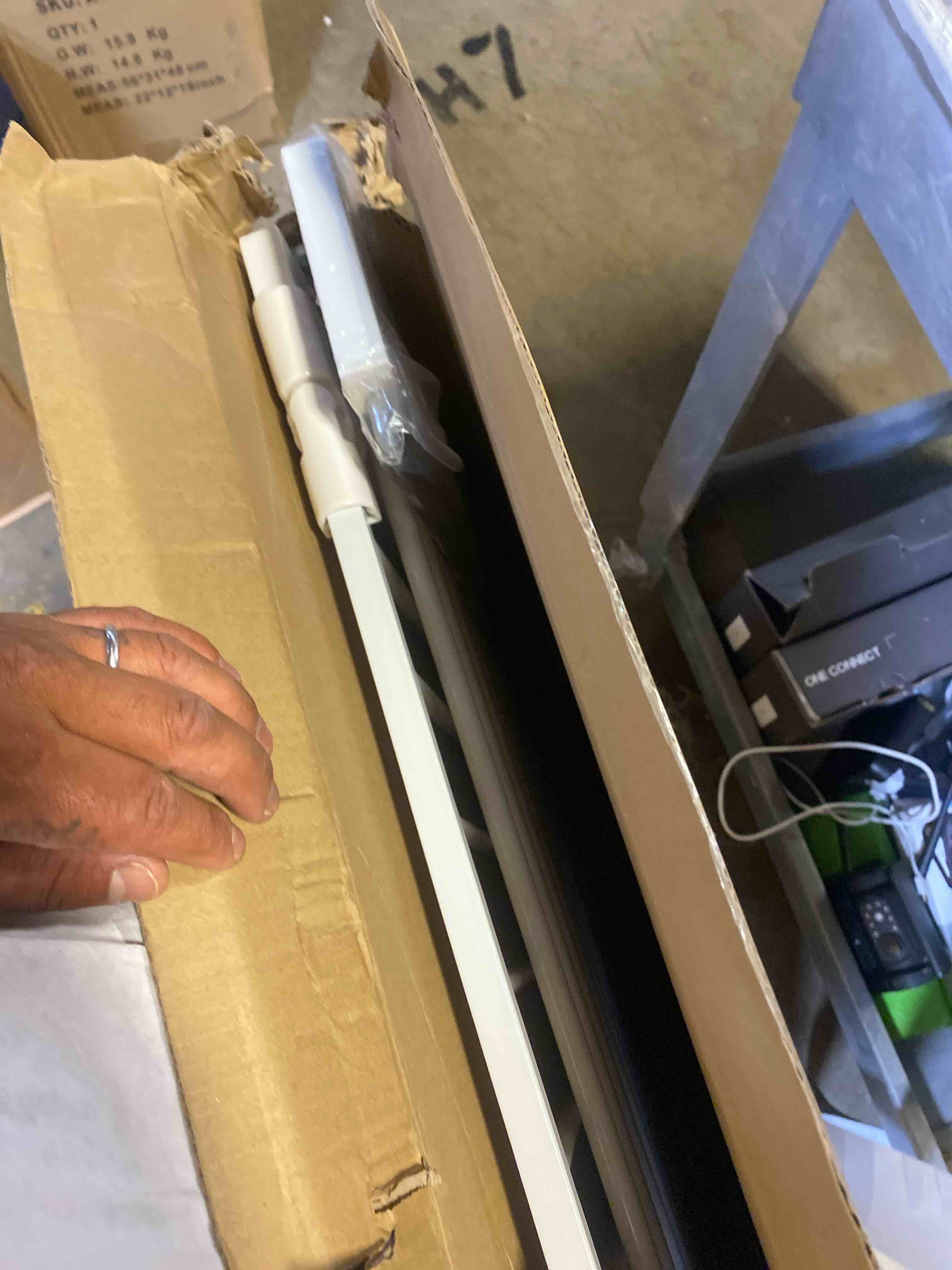 https://s3.amazonaws.com/lotting-images-prod/phillipi/PPE2330844_1752249882458.jpeg