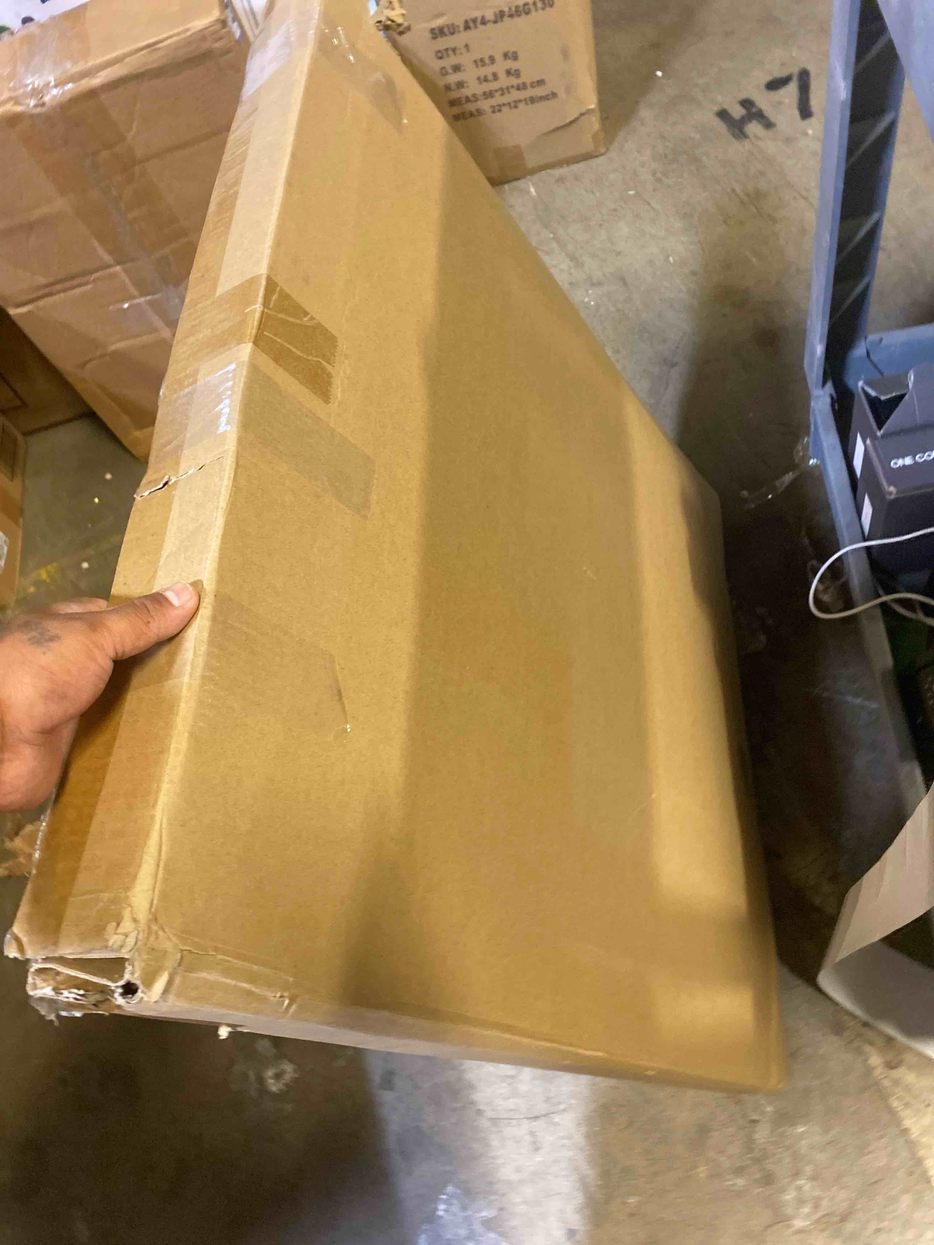 https://s3.amazonaws.com/lotting-images-prod/phillipi/PPE2330844_1752249895313.jpeg