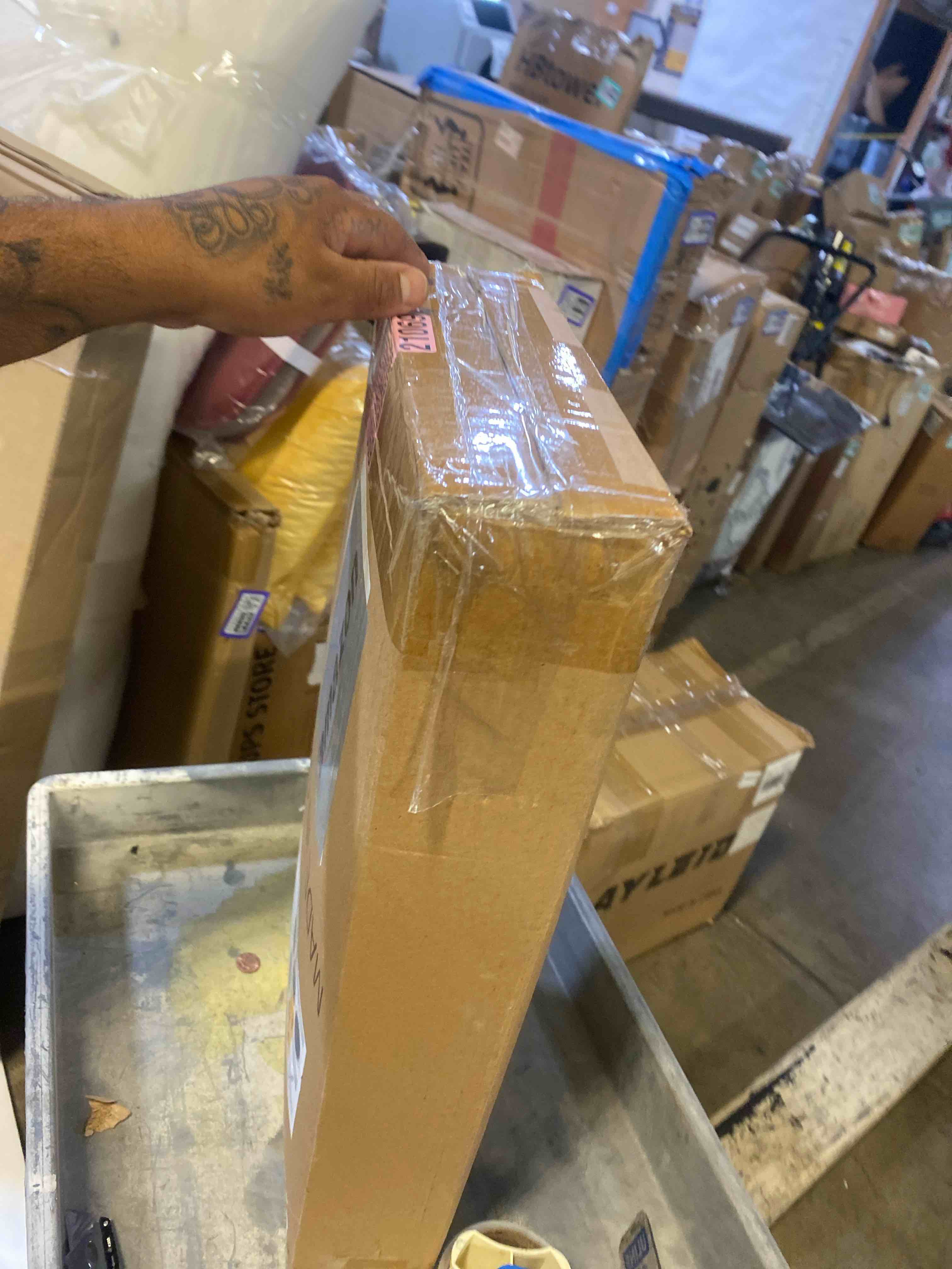 https://s3.amazonaws.com/lotting-images-prod/phillipi/PPE2330860_1752261958801.jpeg