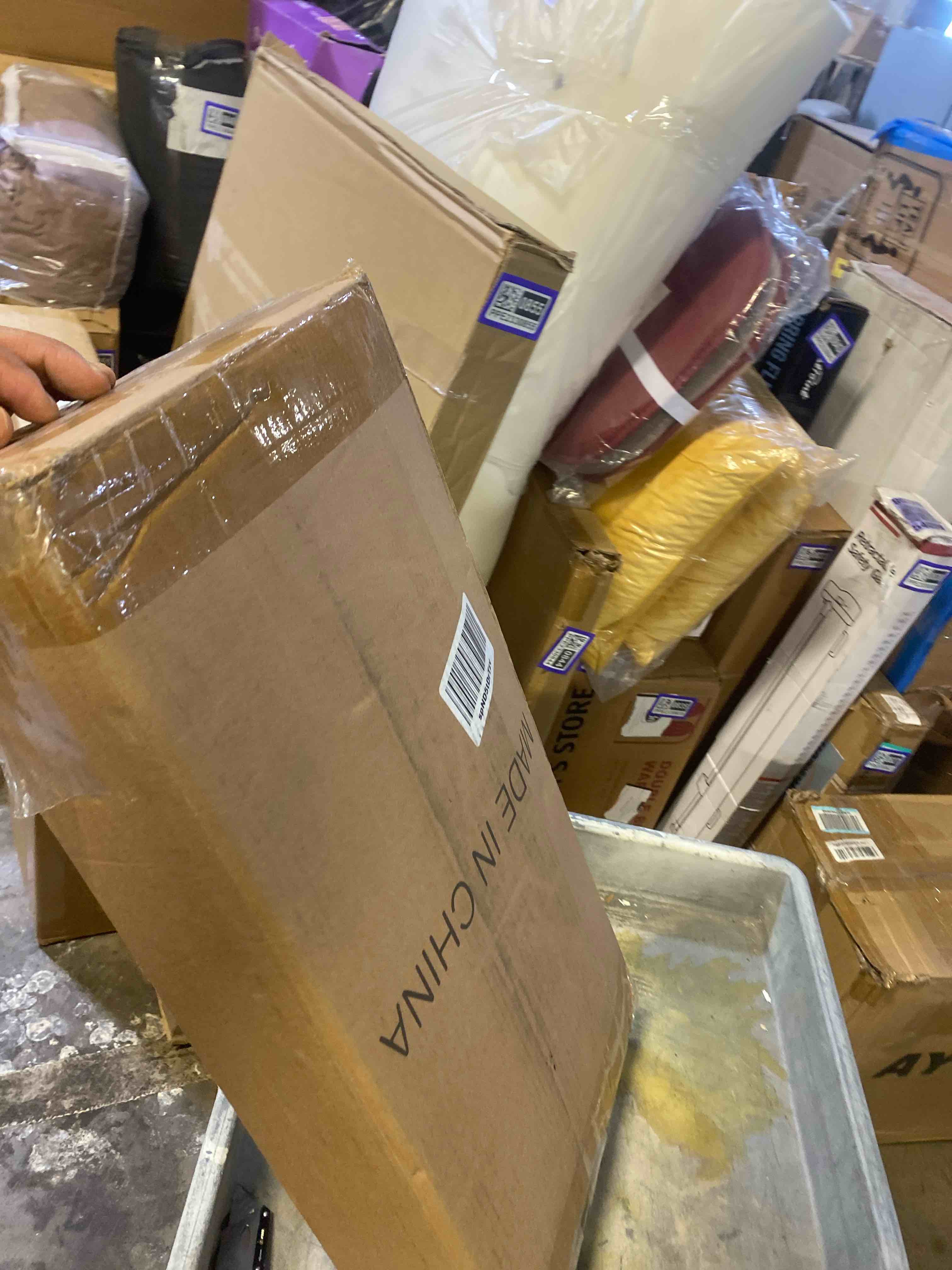 https://s3.amazonaws.com/lotting-images-prod/phillipi/PPE2330860_1752261959856.jpeg
