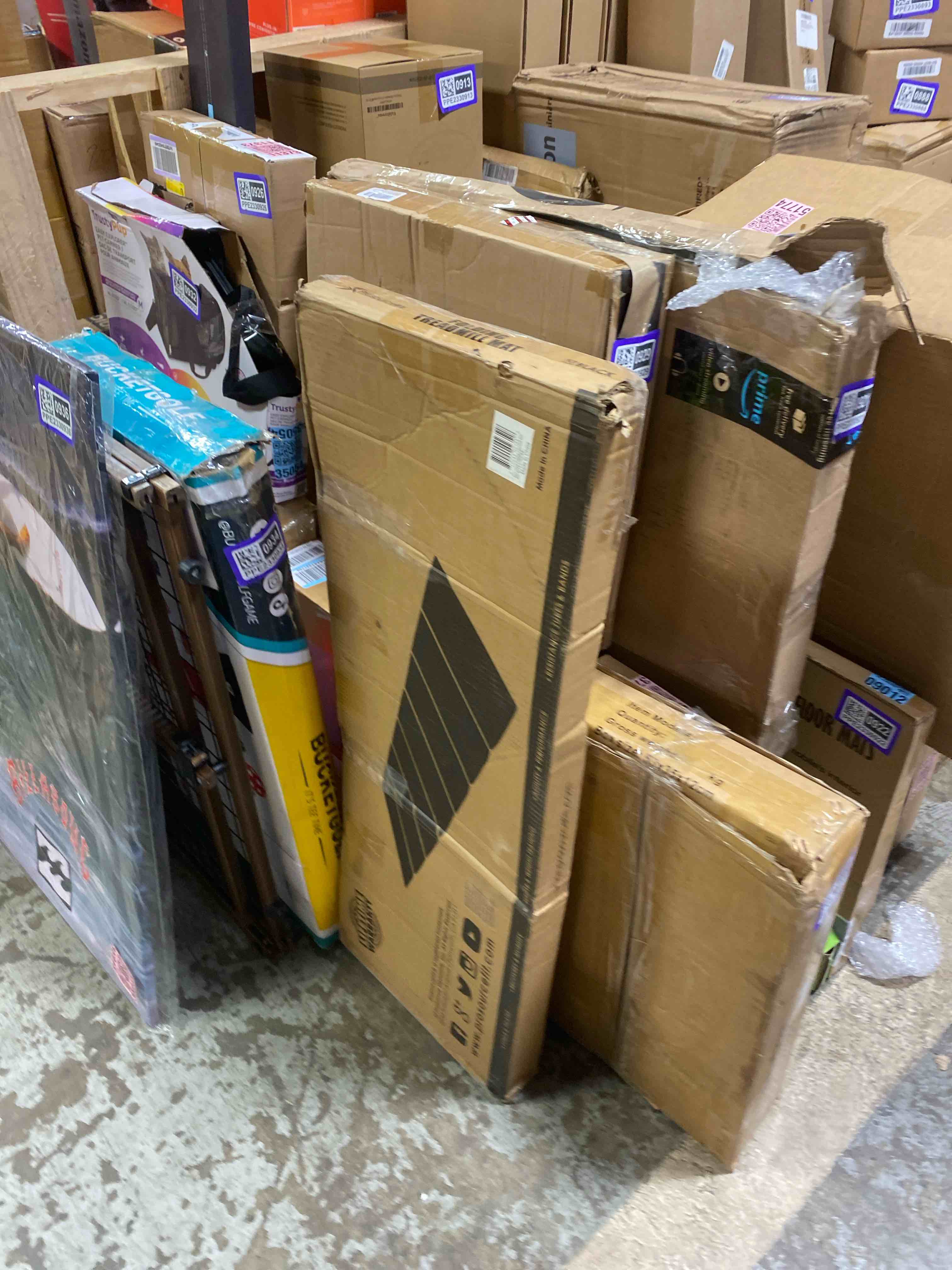 https://s3.amazonaws.com/lotting-images-prod/phillipi/PPE2330938_1752510963759.jpeg