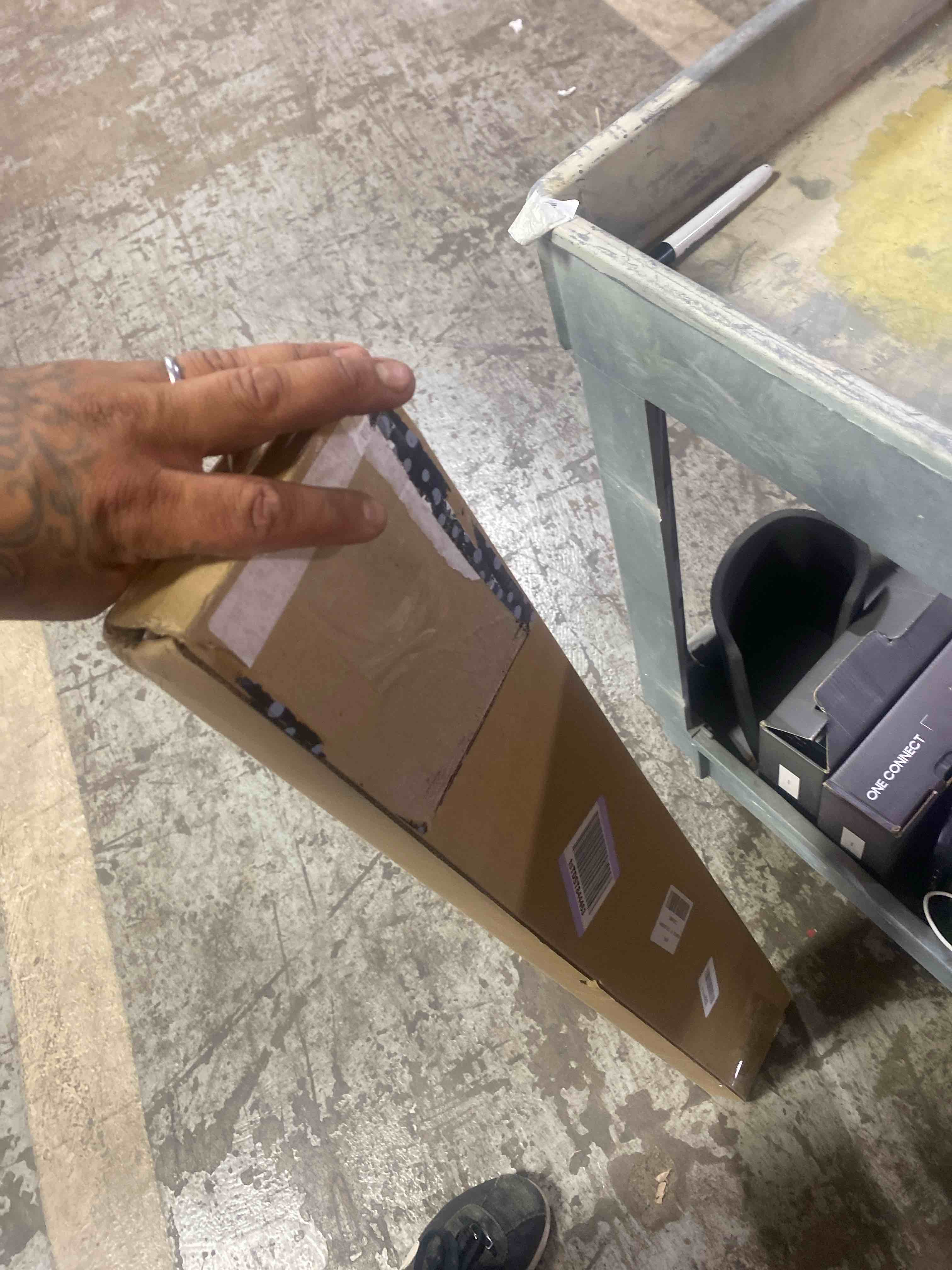 https://s3.amazonaws.com/lotting-images-prod/phillipi/PPE2330951_1752530058013.jpeg