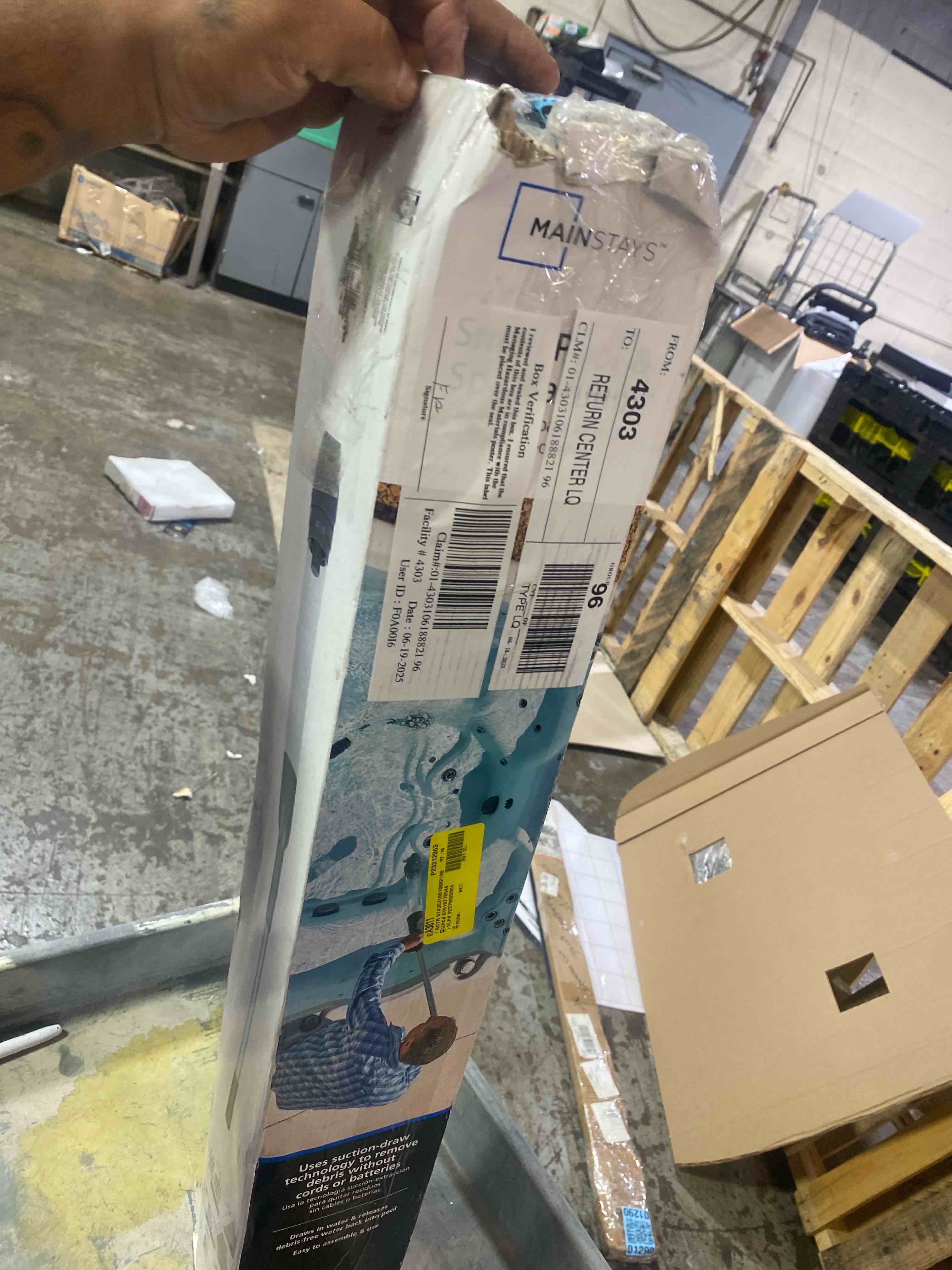 https://s3.amazonaws.com/lotting-images-prod/phillipi/PPE2330959_1752530740425.jpeg