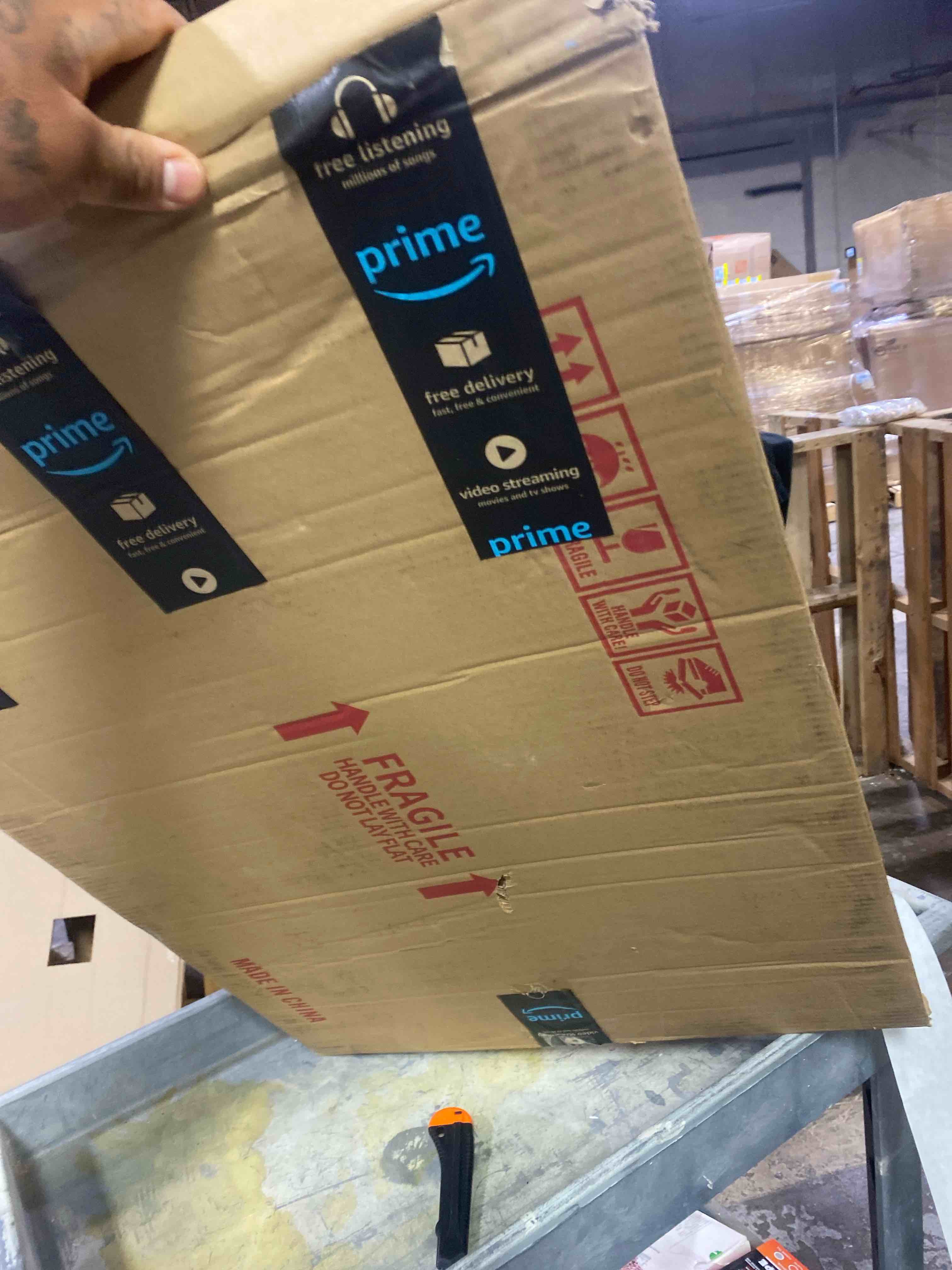 https://s3.amazonaws.com/lotting-images-prod/phillipi/PPE2330962_1752587426566.jpeg