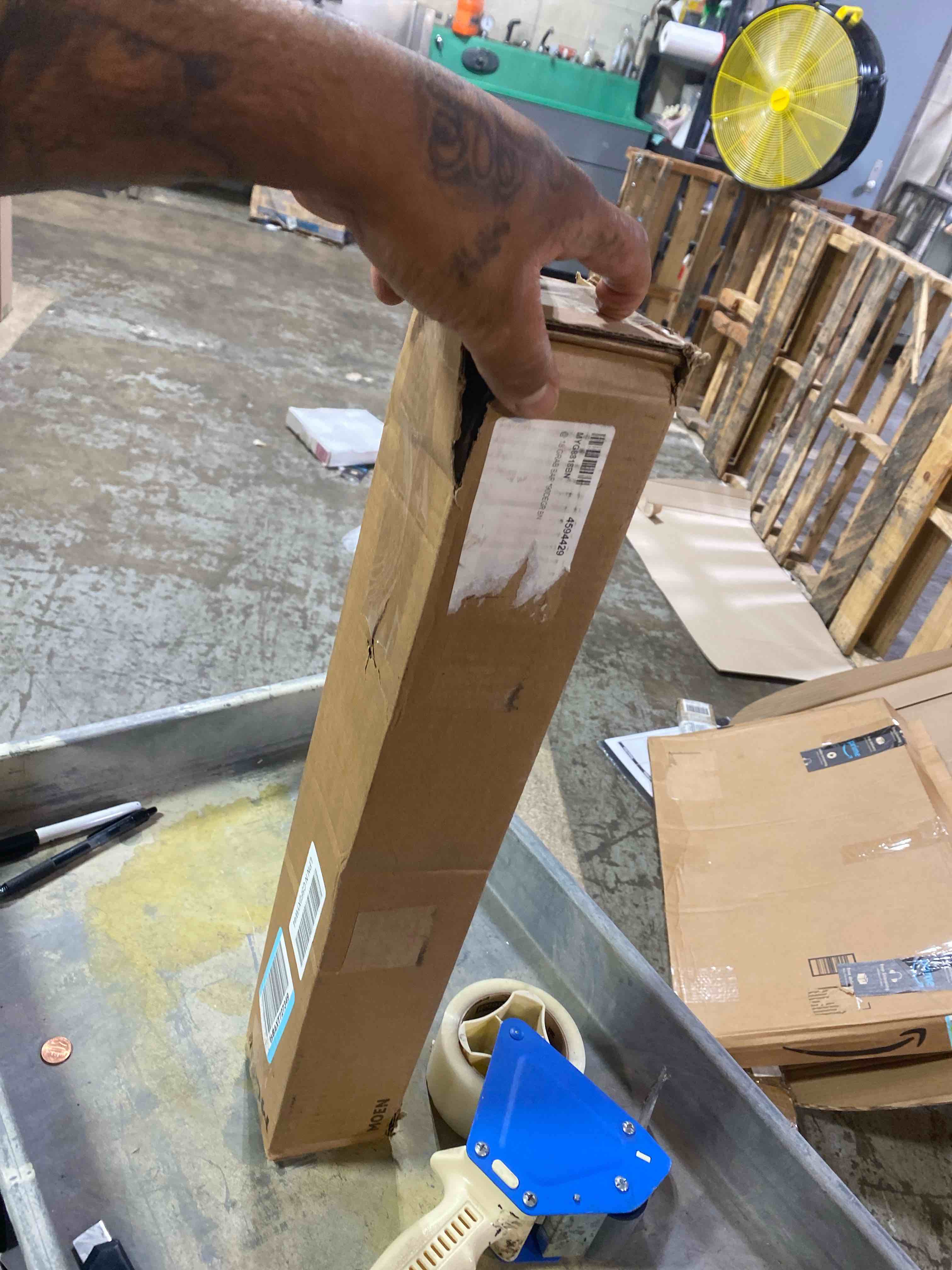 https://s3.amazonaws.com/lotting-images-prod/phillipi/PPE2330970_1752588264588.jpeg