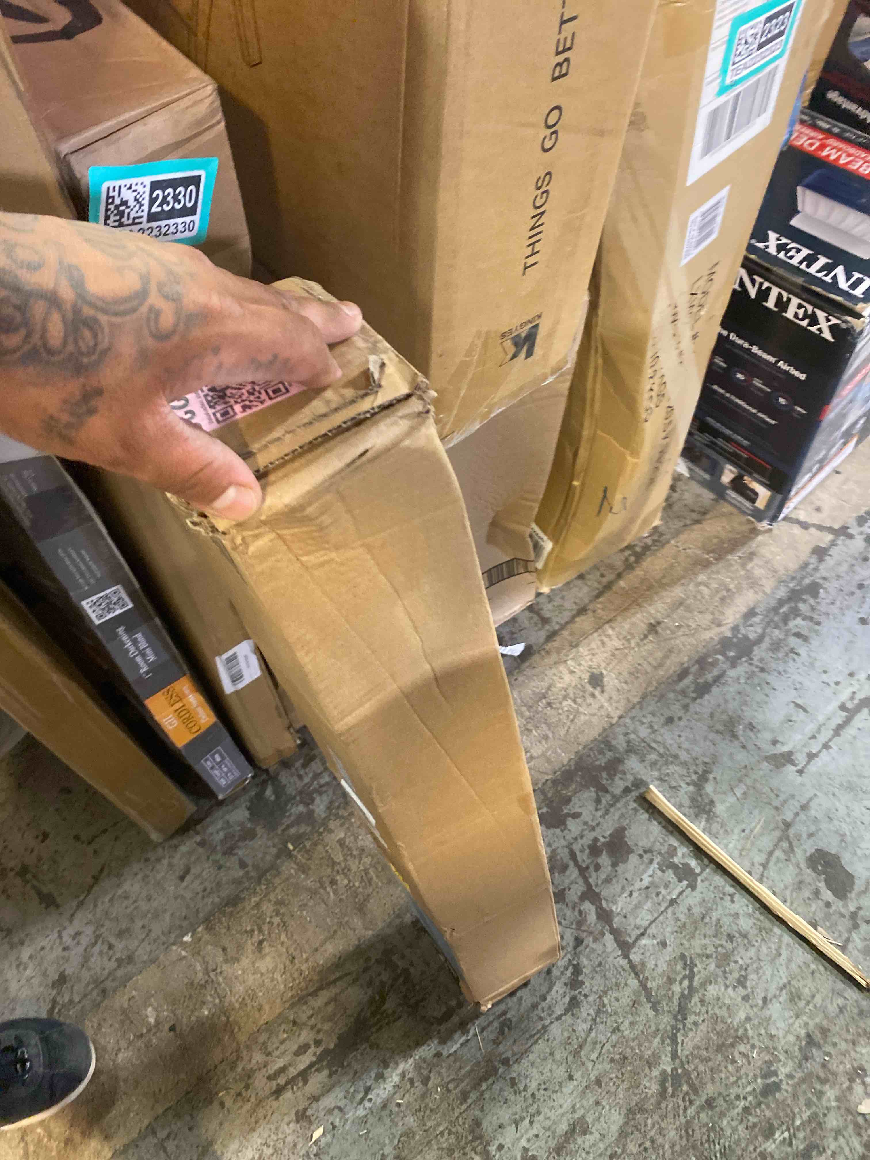 https://s3.amazonaws.com/lotting-images-prod/phillipi/PPE2331028_1752604173999.jpeg