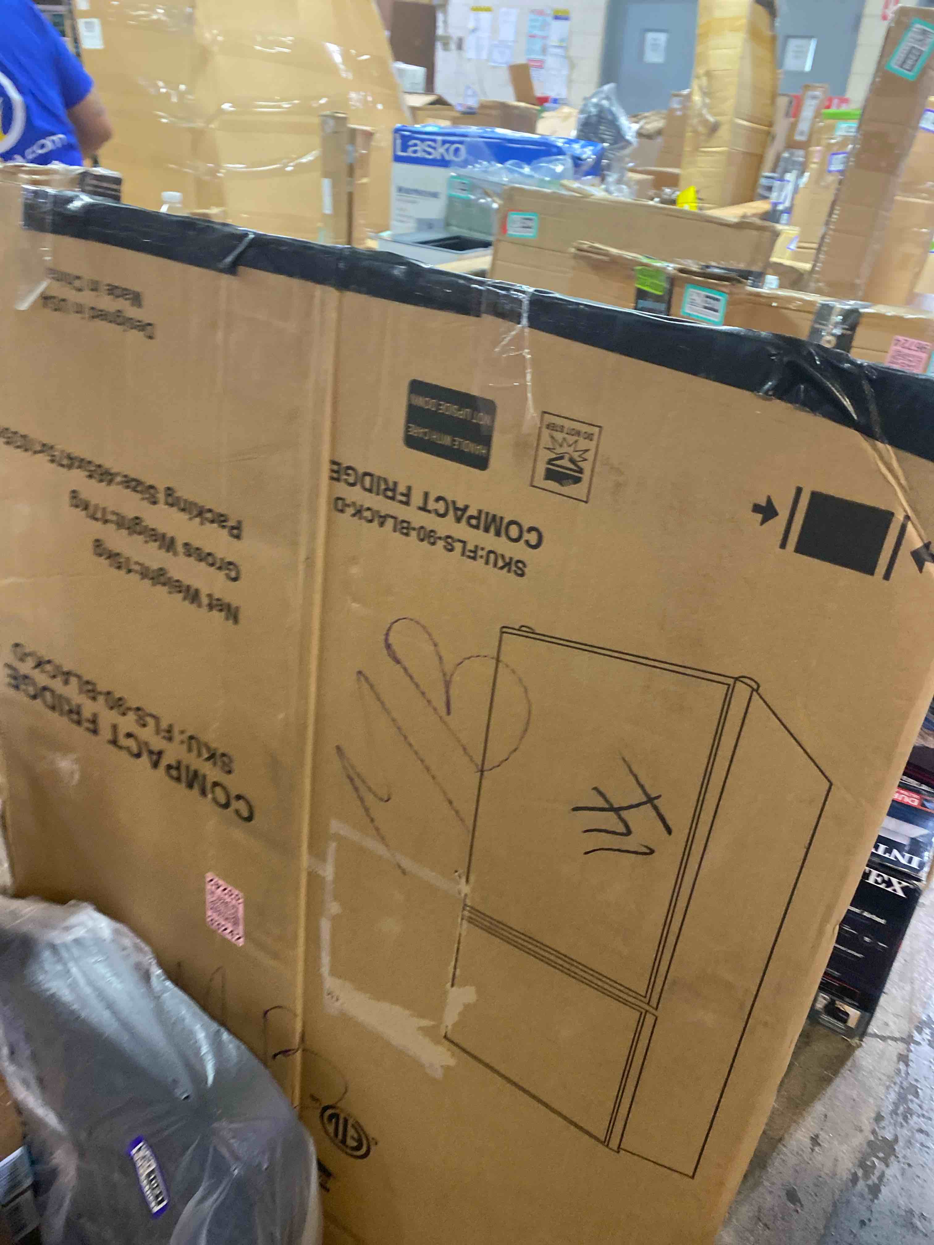 https://s3.amazonaws.com/lotting-images-prod/phillipi/PPE2331029_1752604301727.jpeg