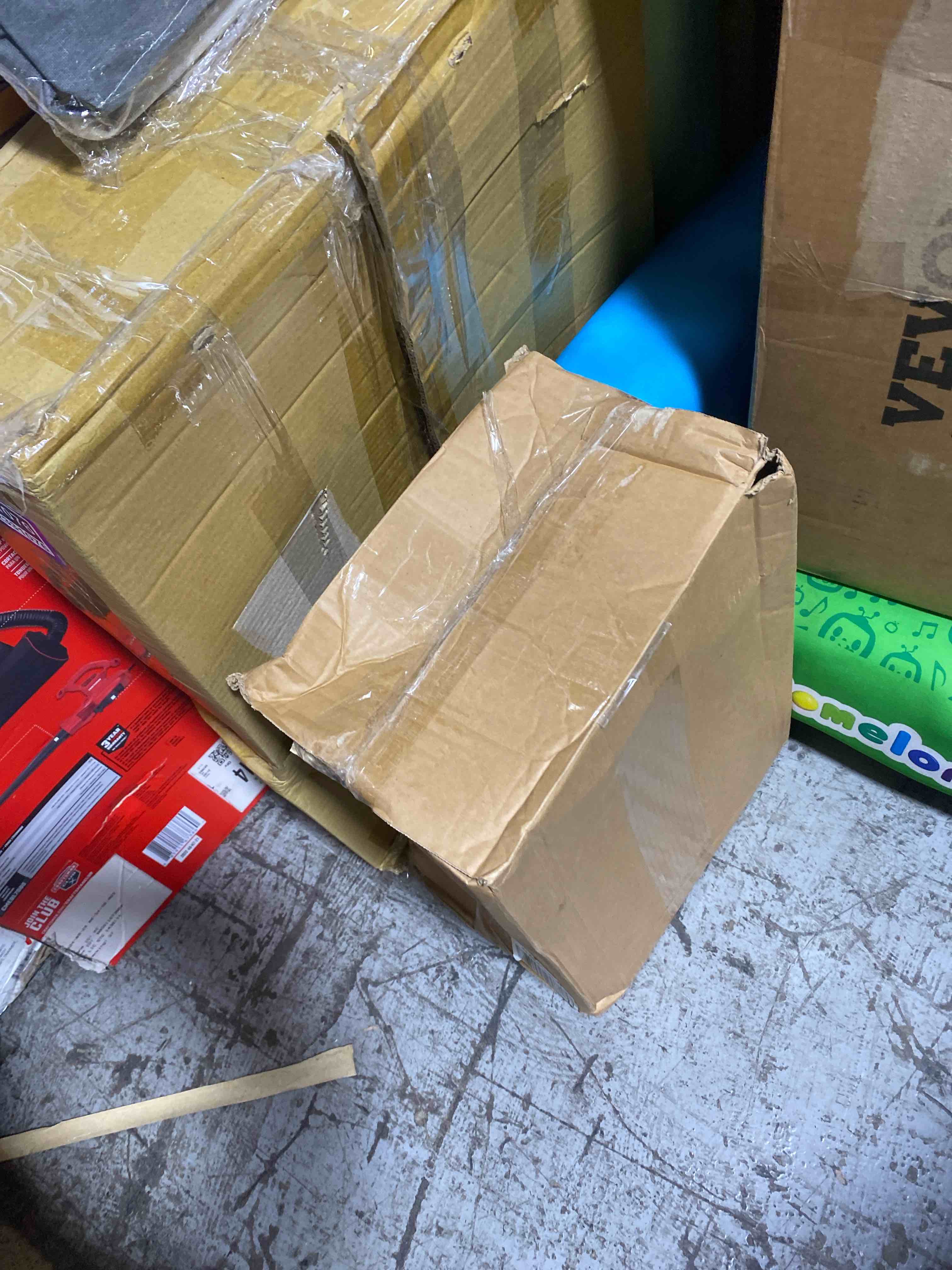 https://s3.amazonaws.com/lotting-images-prod/phillipi/PPE2331086_1752847880078.jpeg