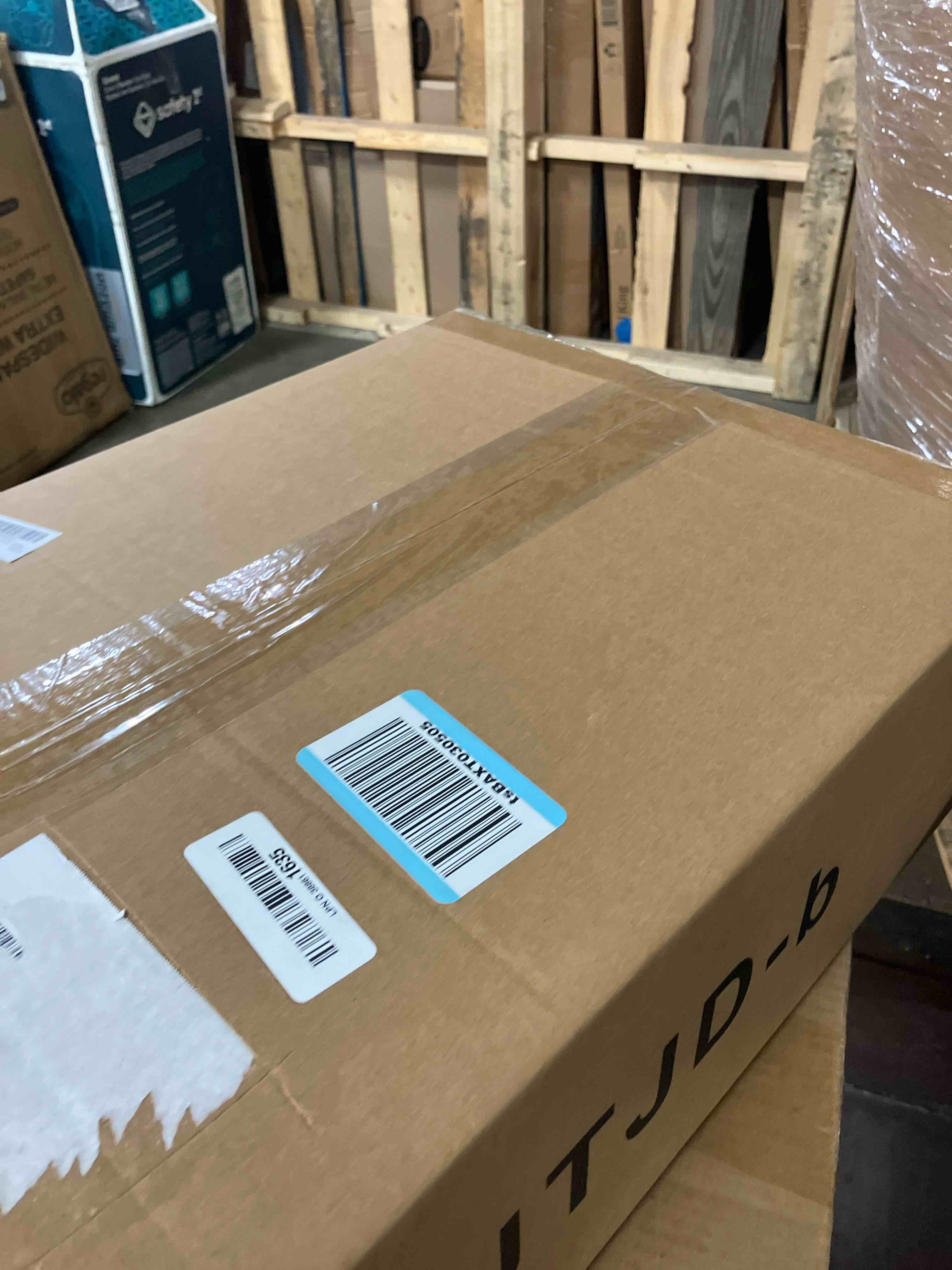 https://s3.amazonaws.com/lotting-images-prod/phillipi/PPE2331247_1755178979856.jpeg