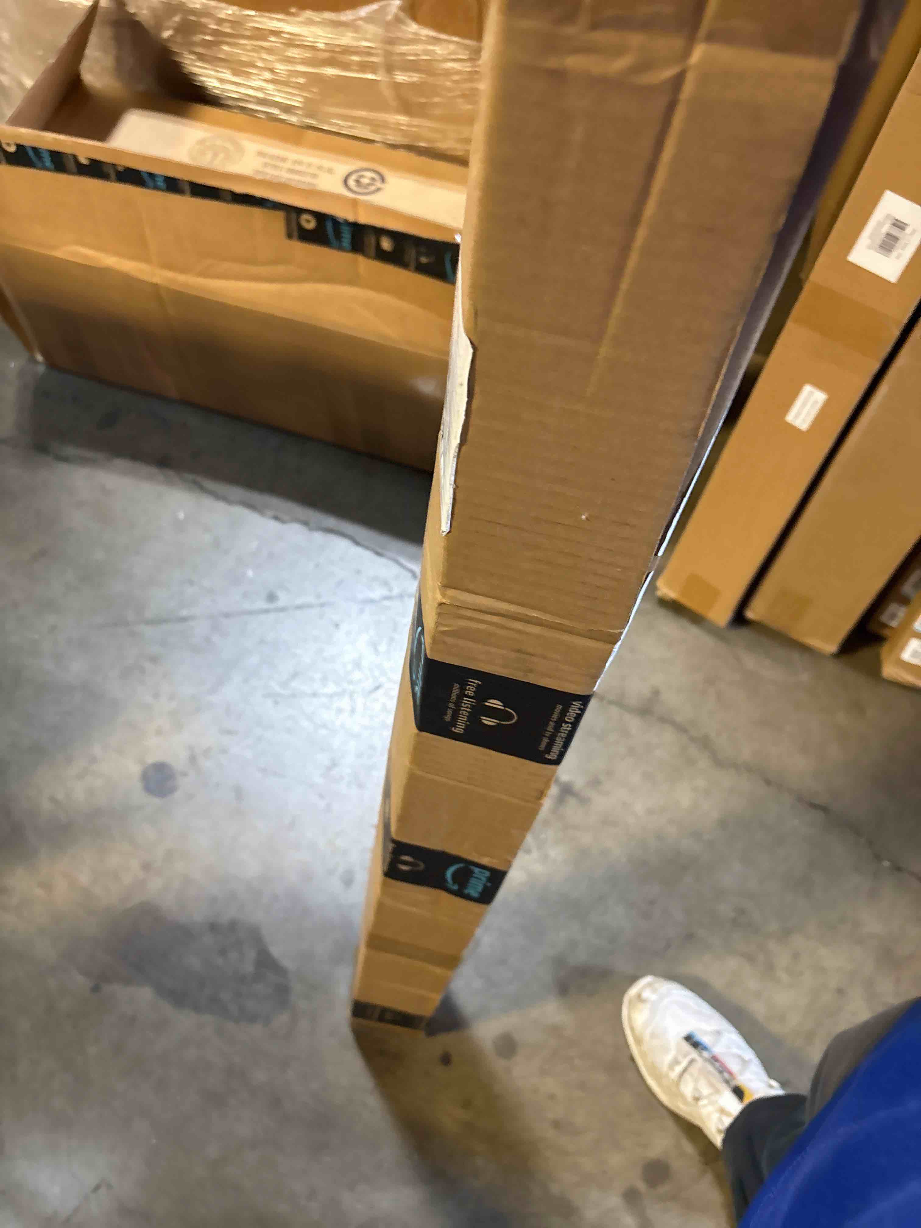 https://s3.amazonaws.com/lotting-images-prod/phillipi/PPE2331366_1755889604505.jpeg