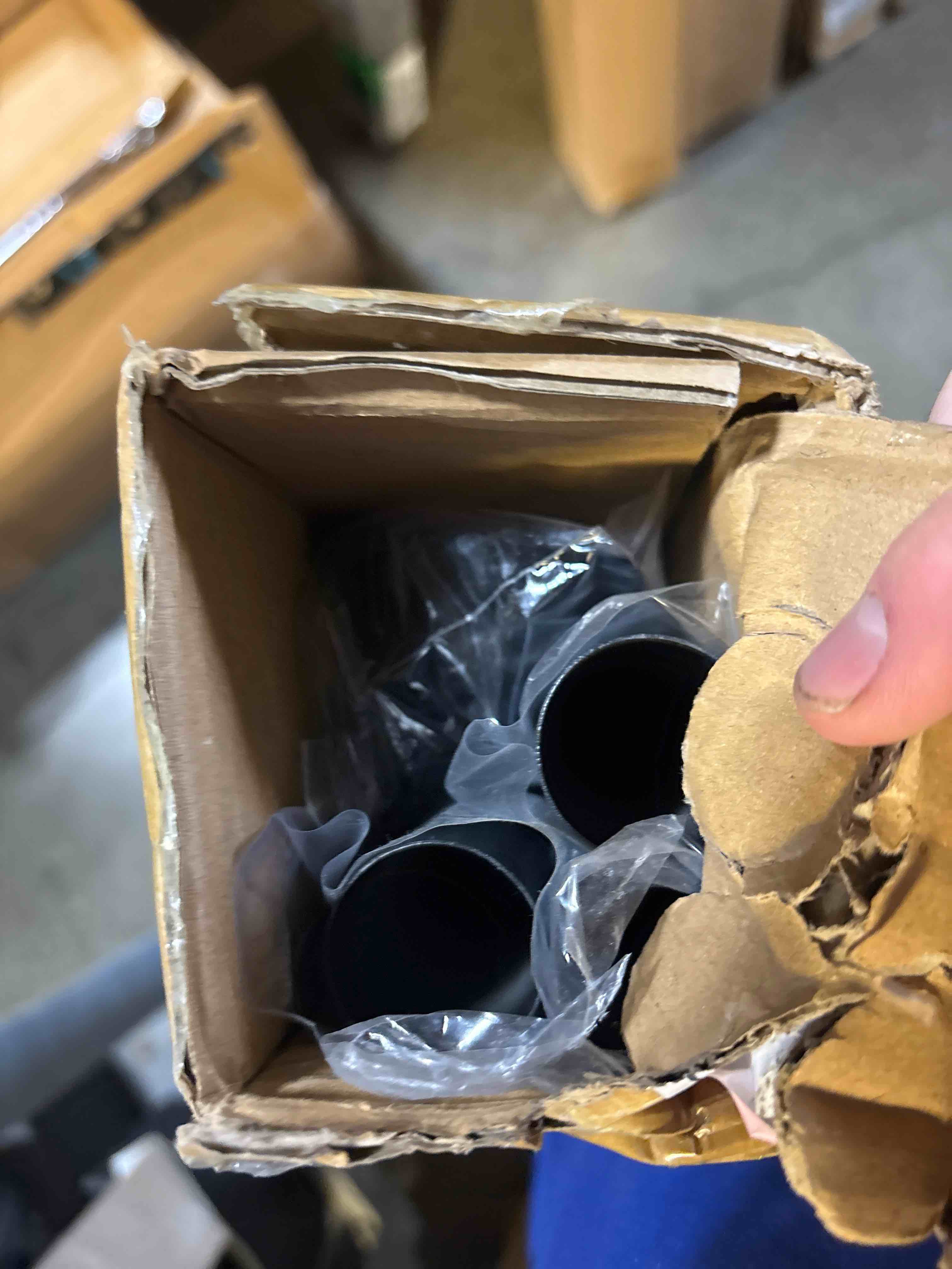 https://s3.amazonaws.com/lotting-images-prod/phillipi/PPE2331366_1755889618577.jpeg