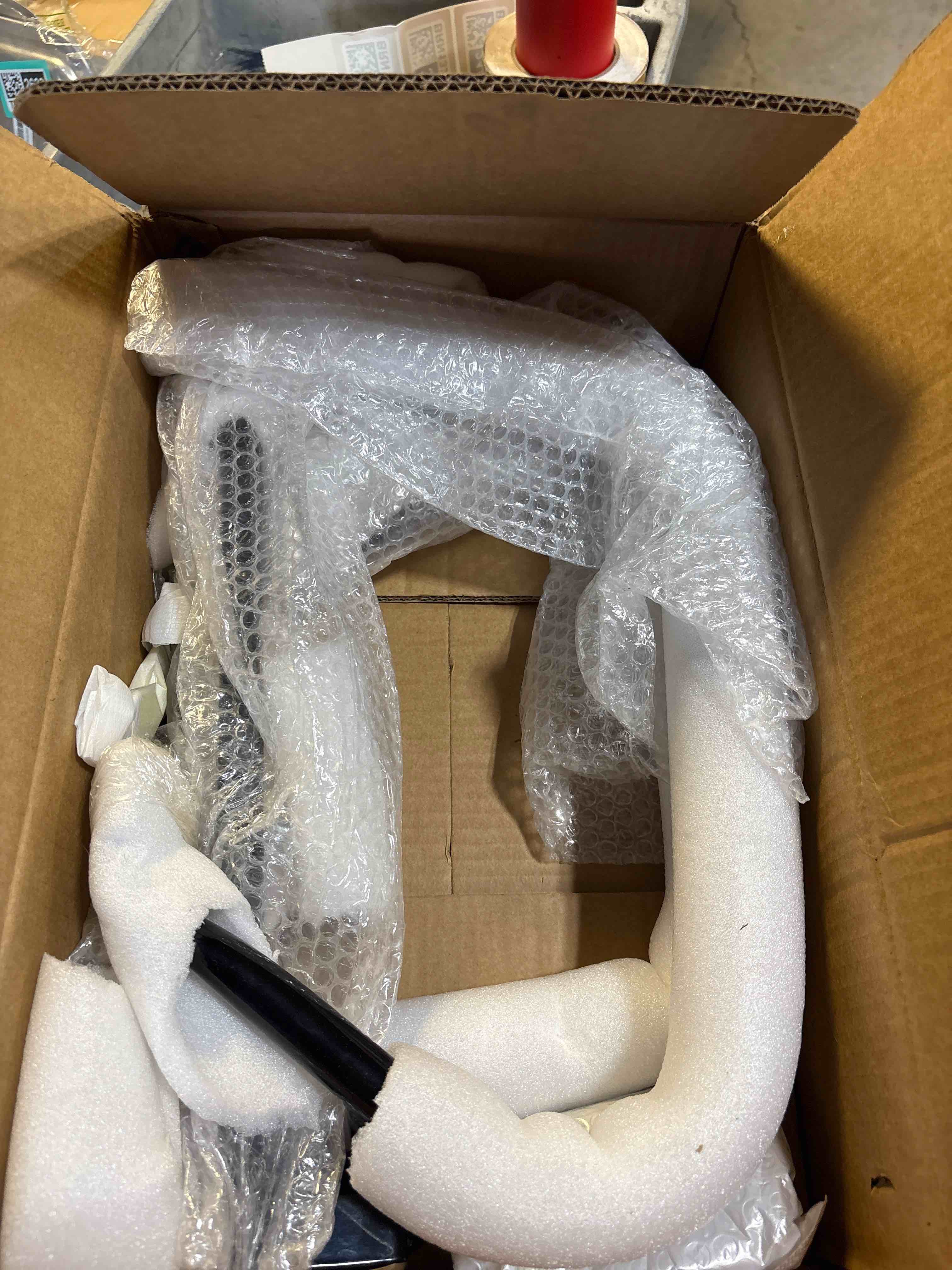 https://s3.amazonaws.com/lotting-images-prod/phillipi/PPE2331370_1755890252942.jpeg