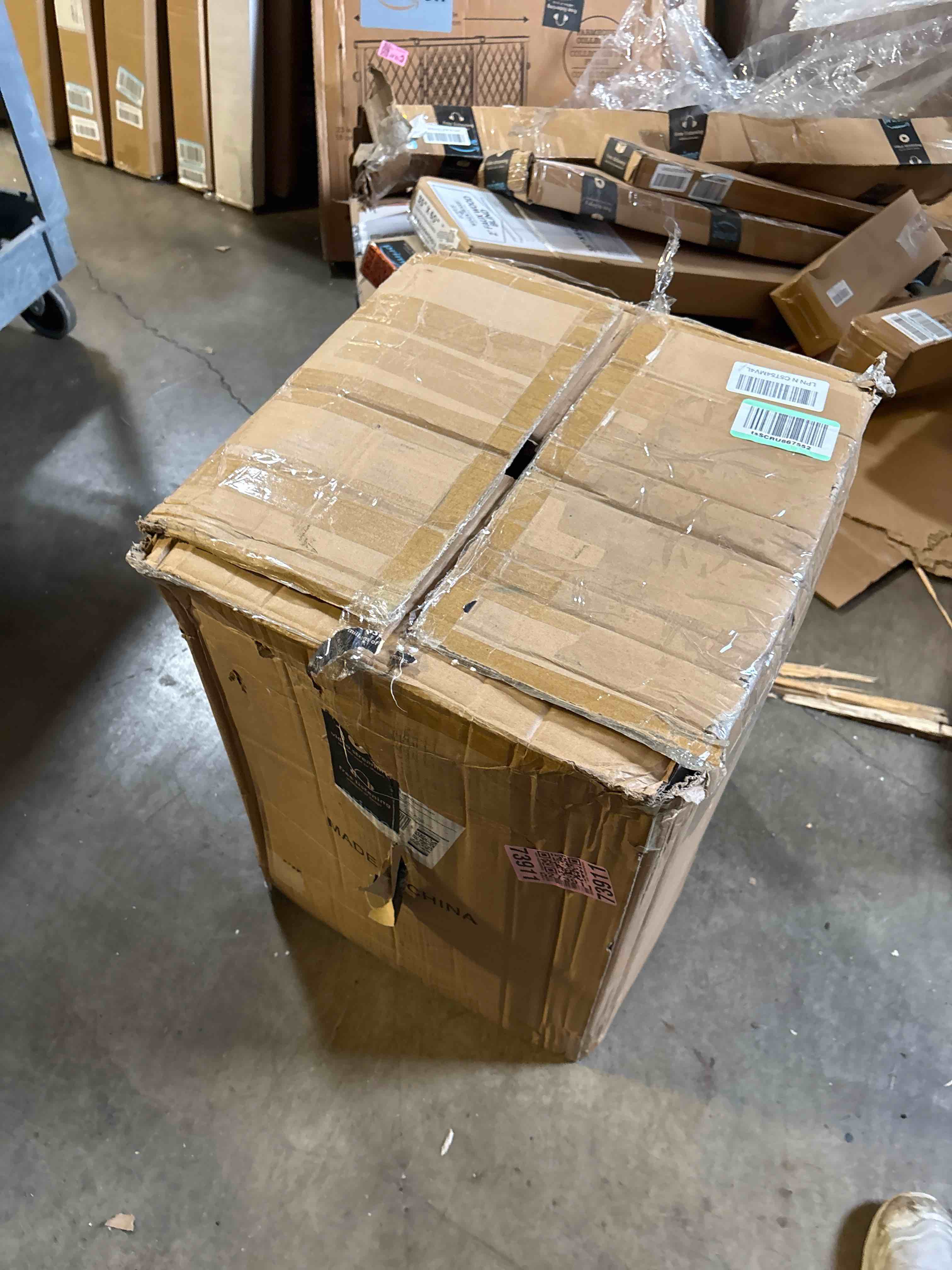 https://s3.amazonaws.com/lotting-images-prod/phillipi/PPE2331376_1755891771608.jpeg