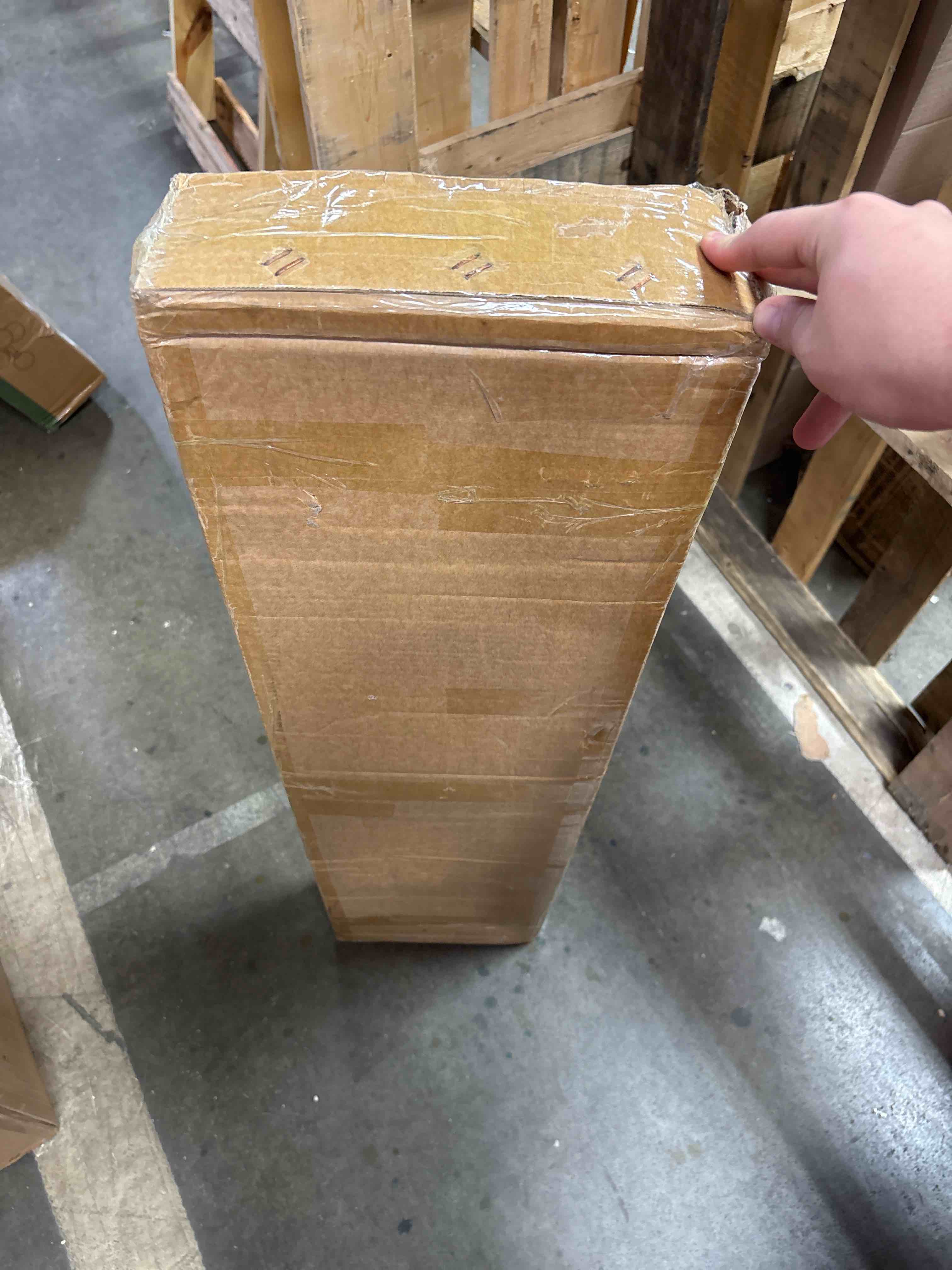 https://s3.amazonaws.com/lotting-images-prod/phillipi/PPE2331559_1756487568654.jpeg
