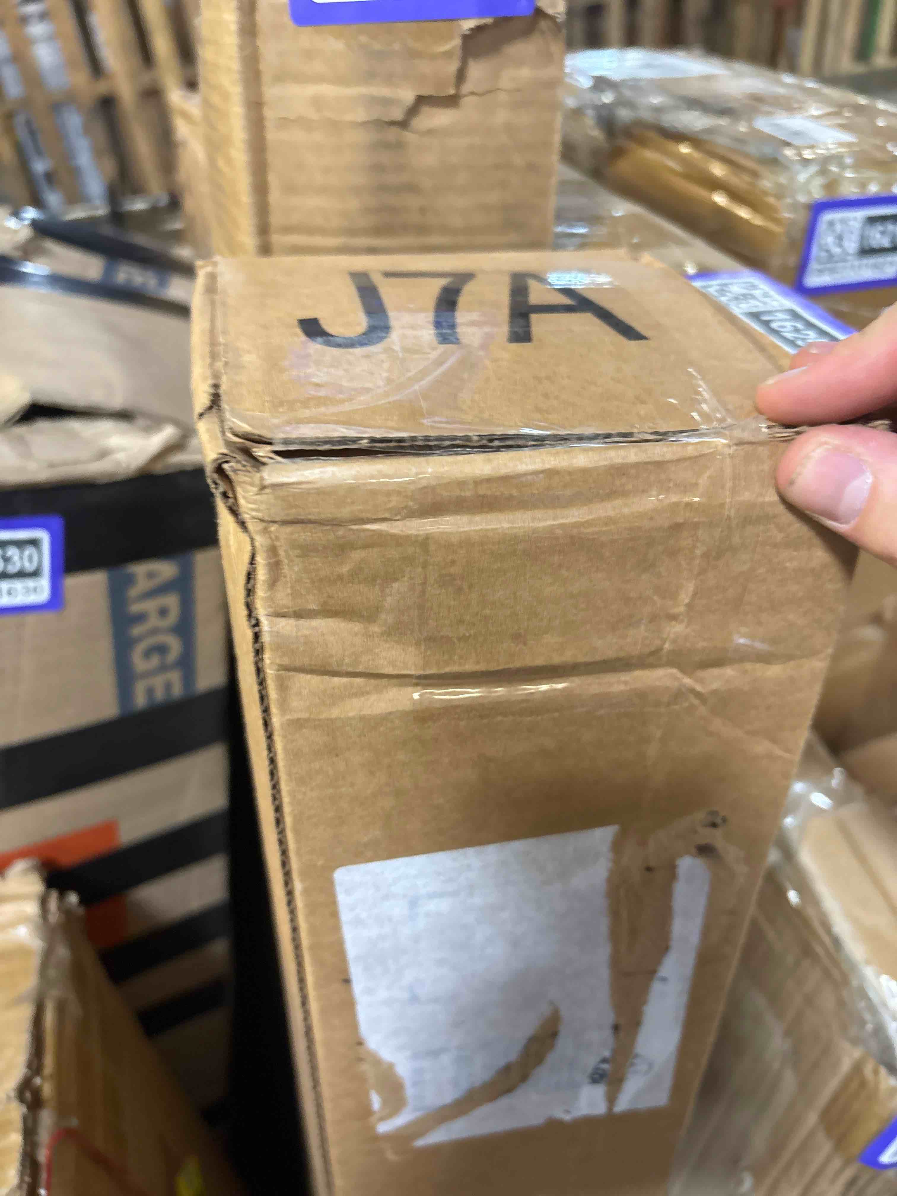 https://s3.amazonaws.com/lotting-images-prod/phillipi/PPE2331636_1756840701895.jpeg