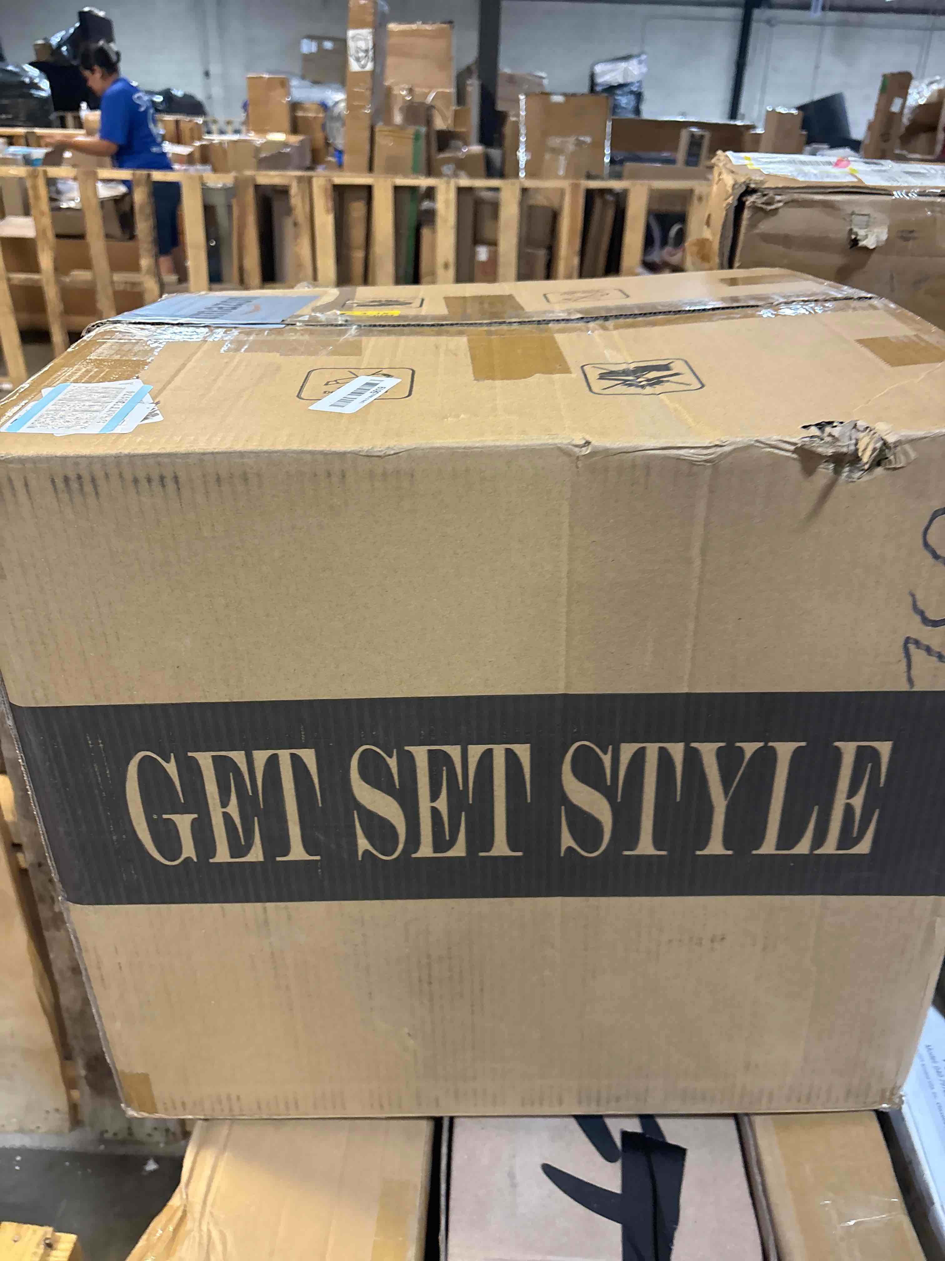 https://s3.amazonaws.com/lotting-images-prod/phillipi/PPE2331651_1756908089907.jpeg