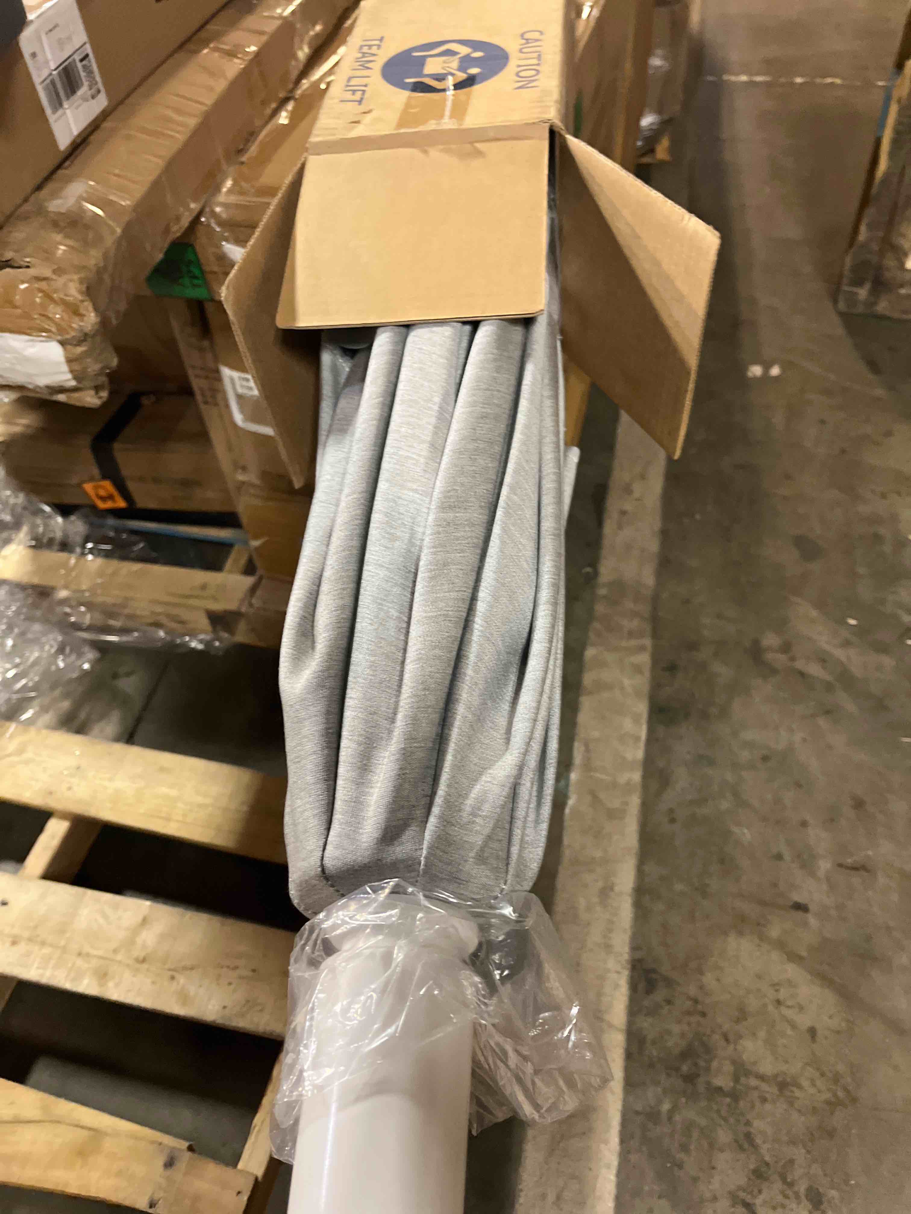 https://s3.amazonaws.com/lotting-images-prod/phillipi/PPE2331698_1757092680946.jpeg