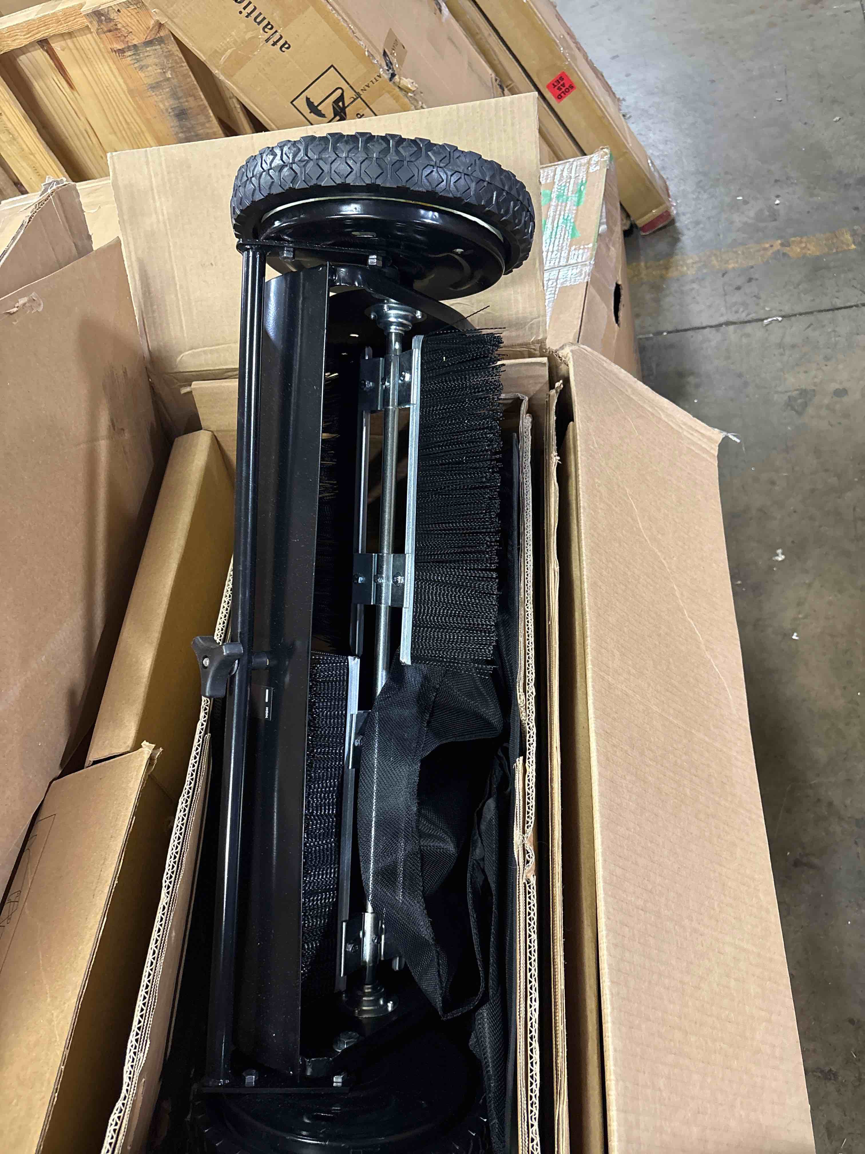 https://s3.amazonaws.com/lotting-images-prod/phillipi/PPE2331921_1758555926463.jpeg