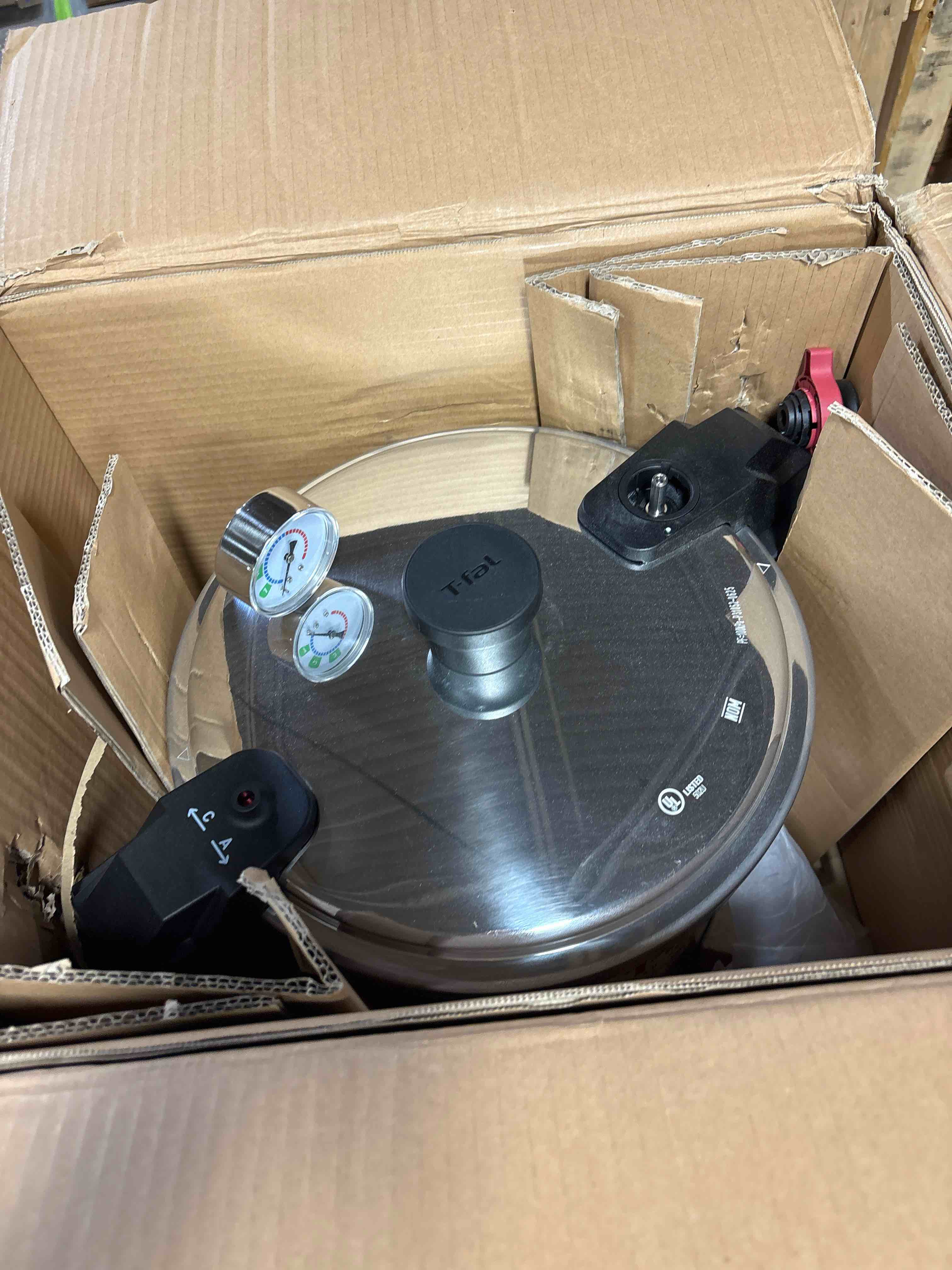 https://s3.amazonaws.com/lotting-images-prod/phillipi/PPE2331937_1758560982125.jpeg
