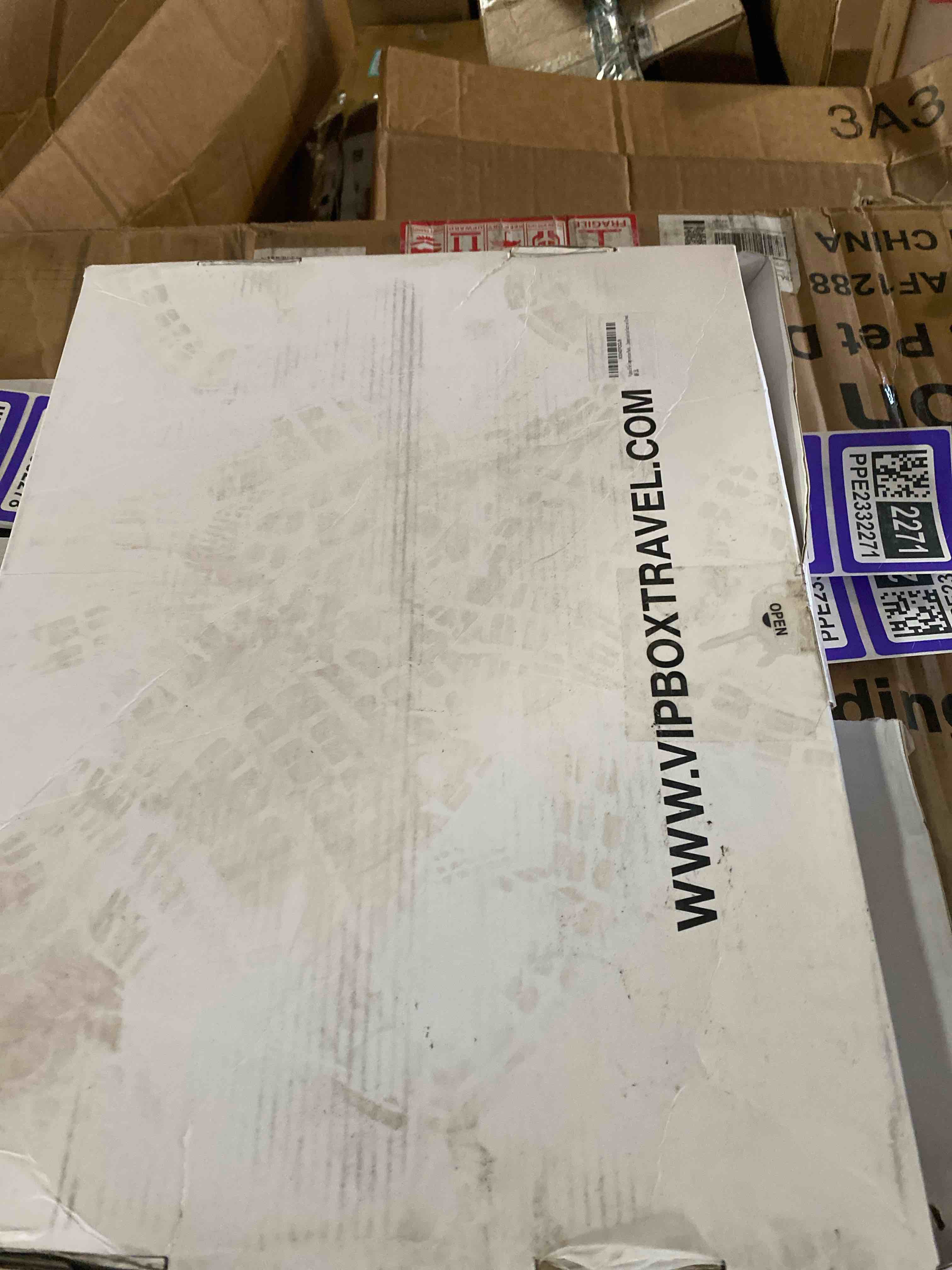https://s3.amazonaws.com/lotting-images-prod/phillipi/PPE2332344_1746038430418.jpeg