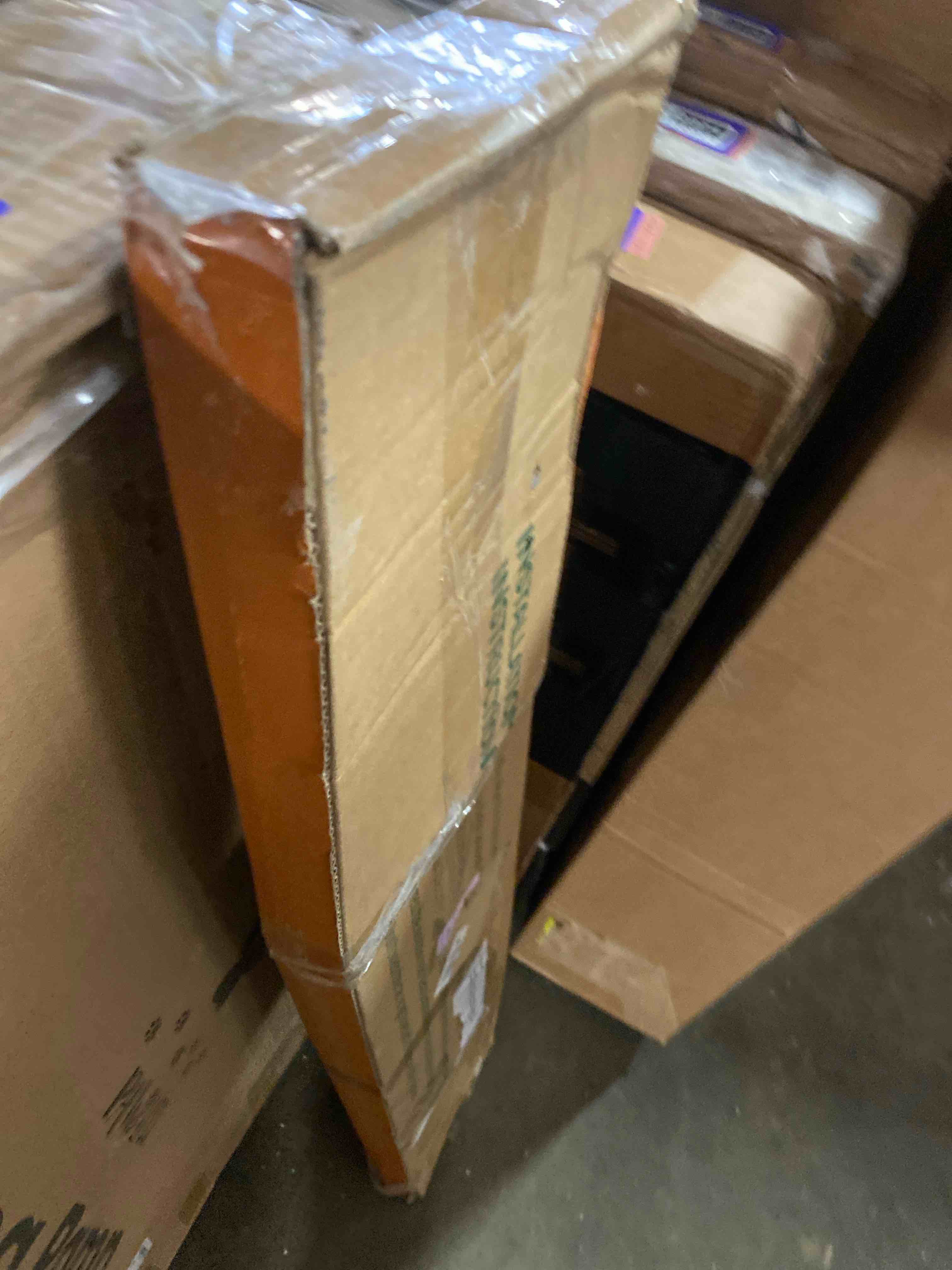 https://s3.amazonaws.com/lotting-images-prod/phillipi/PPE2332376_1746042317828.jpeg