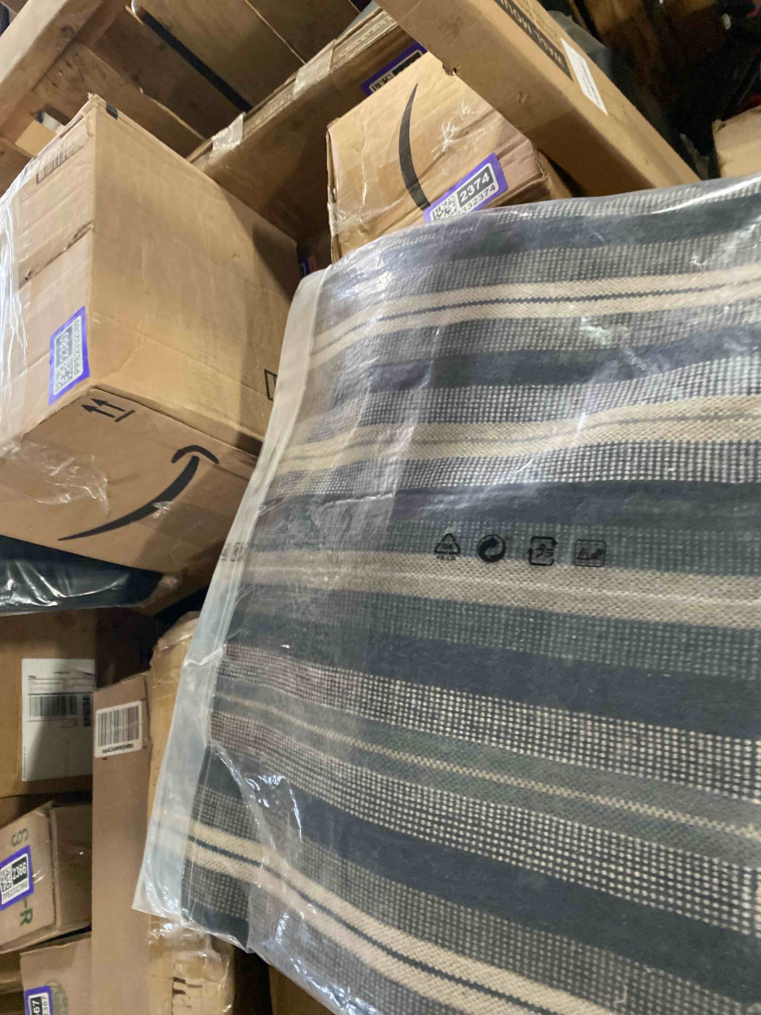 https://s3.amazonaws.com/lotting-images-prod/phillipi/PPE2332391_1746044233165.jpeg