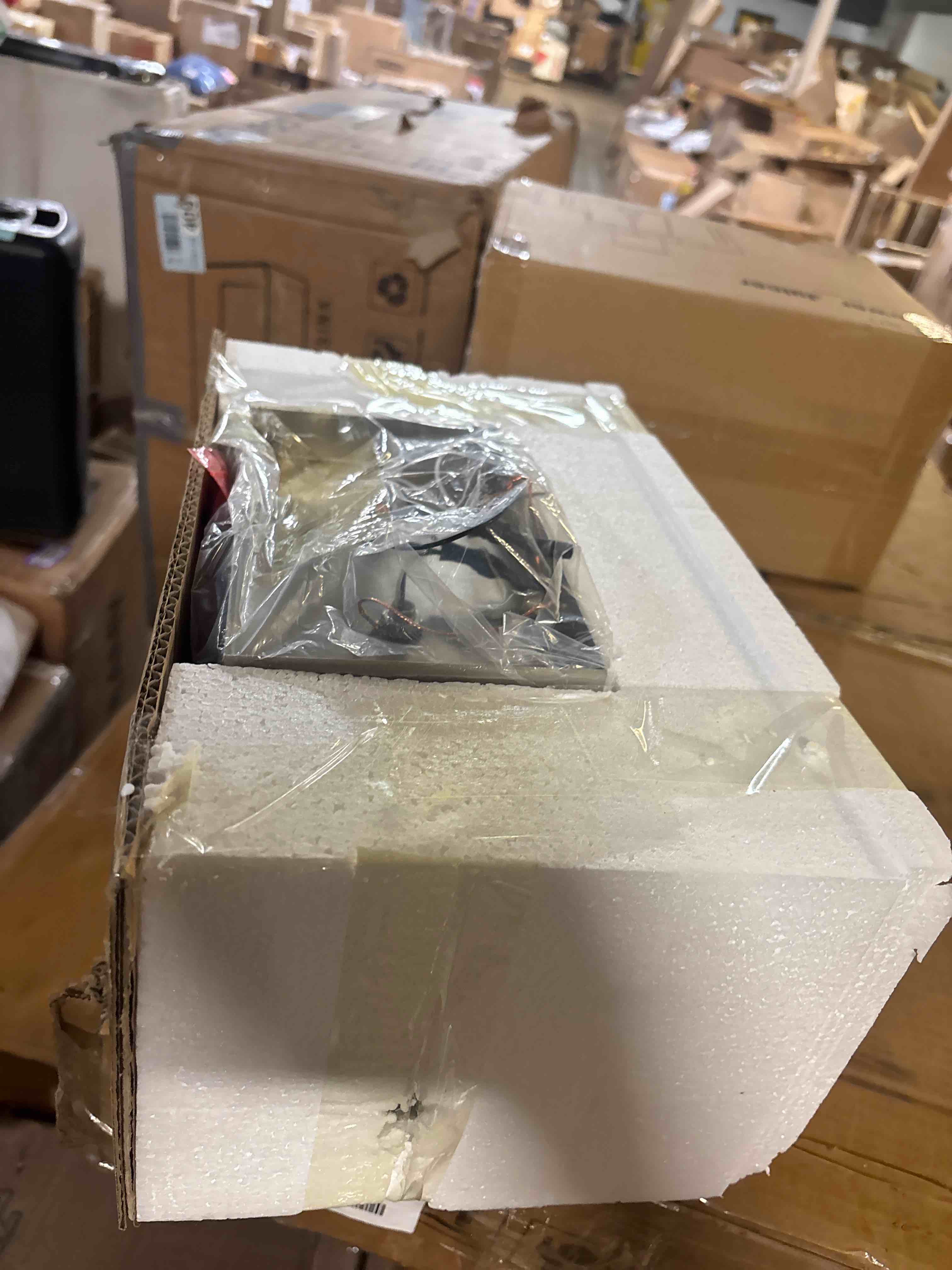 https://s3.amazonaws.com/lotting-images-prod/phillipi/PPE2332628_1746192409352.jpeg