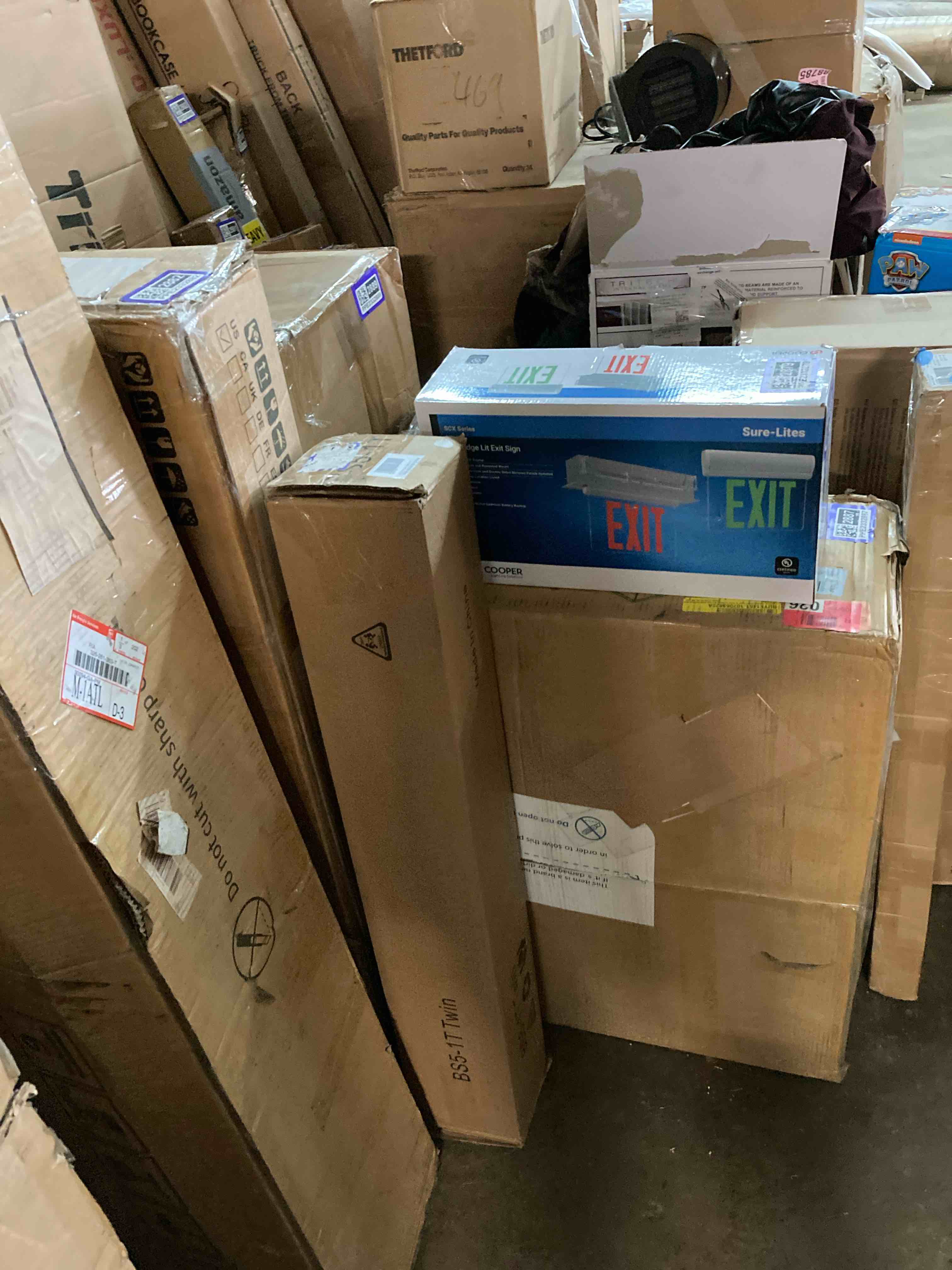 https://s3.amazonaws.com/lotting-images-prod/phillipi/PPE2332872_1746464696797.jpeg