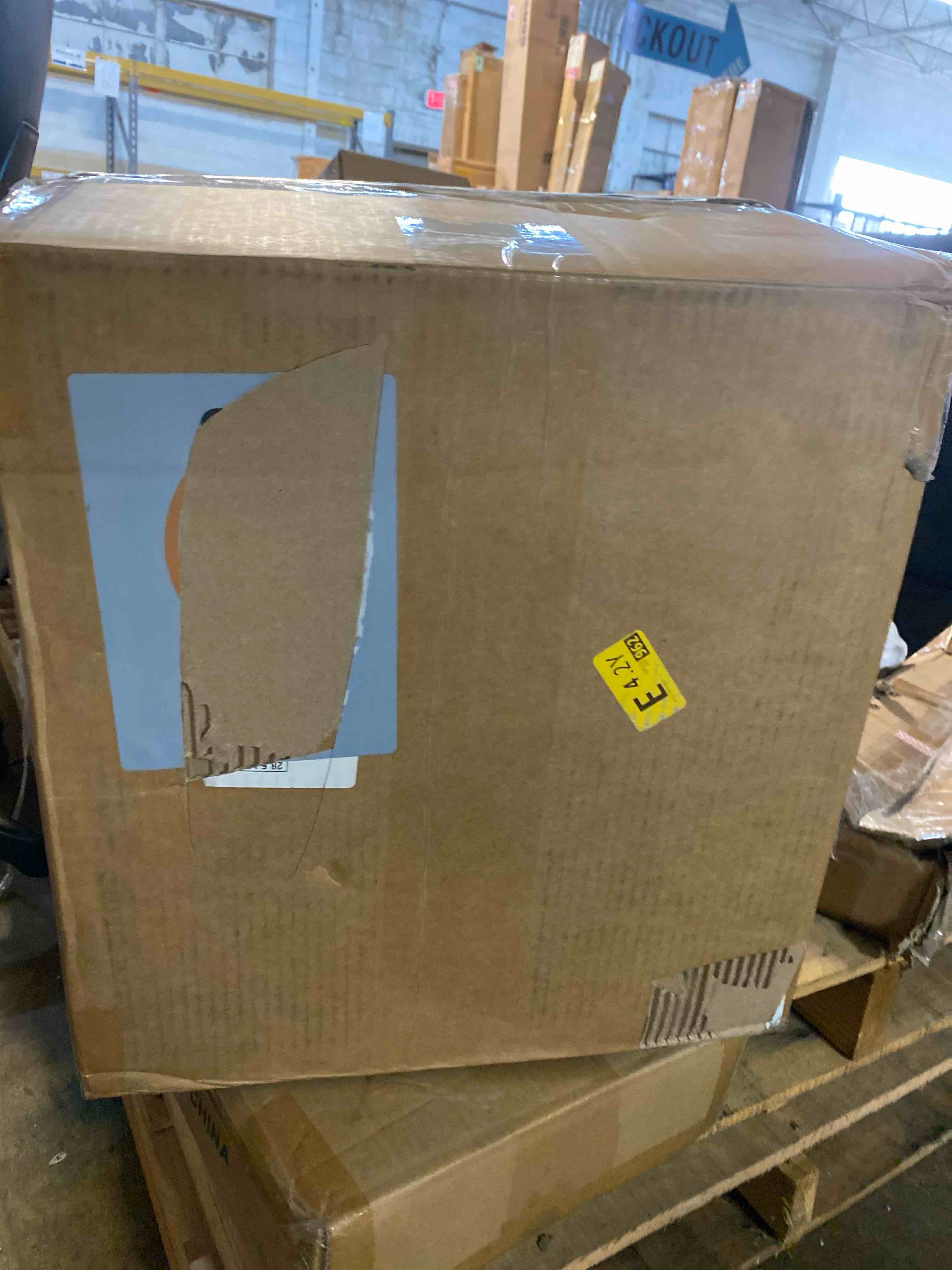 https://s3.amazonaws.com/lotting-images-prod/phillipi/PPE2332993_1746727325608.jpeg