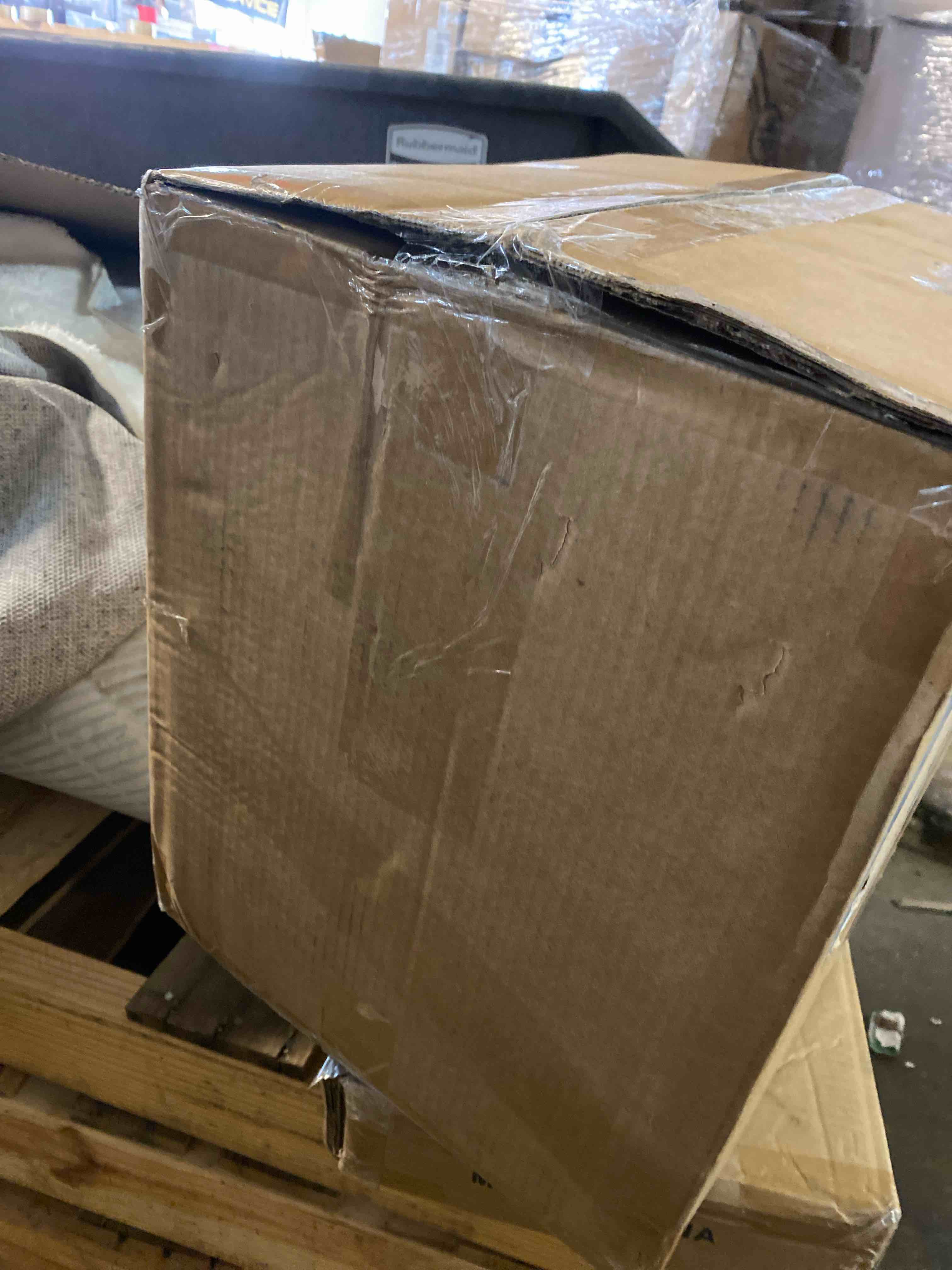 https://s3.amazonaws.com/lotting-images-prod/phillipi/PPE2332993_1746727328467.jpeg