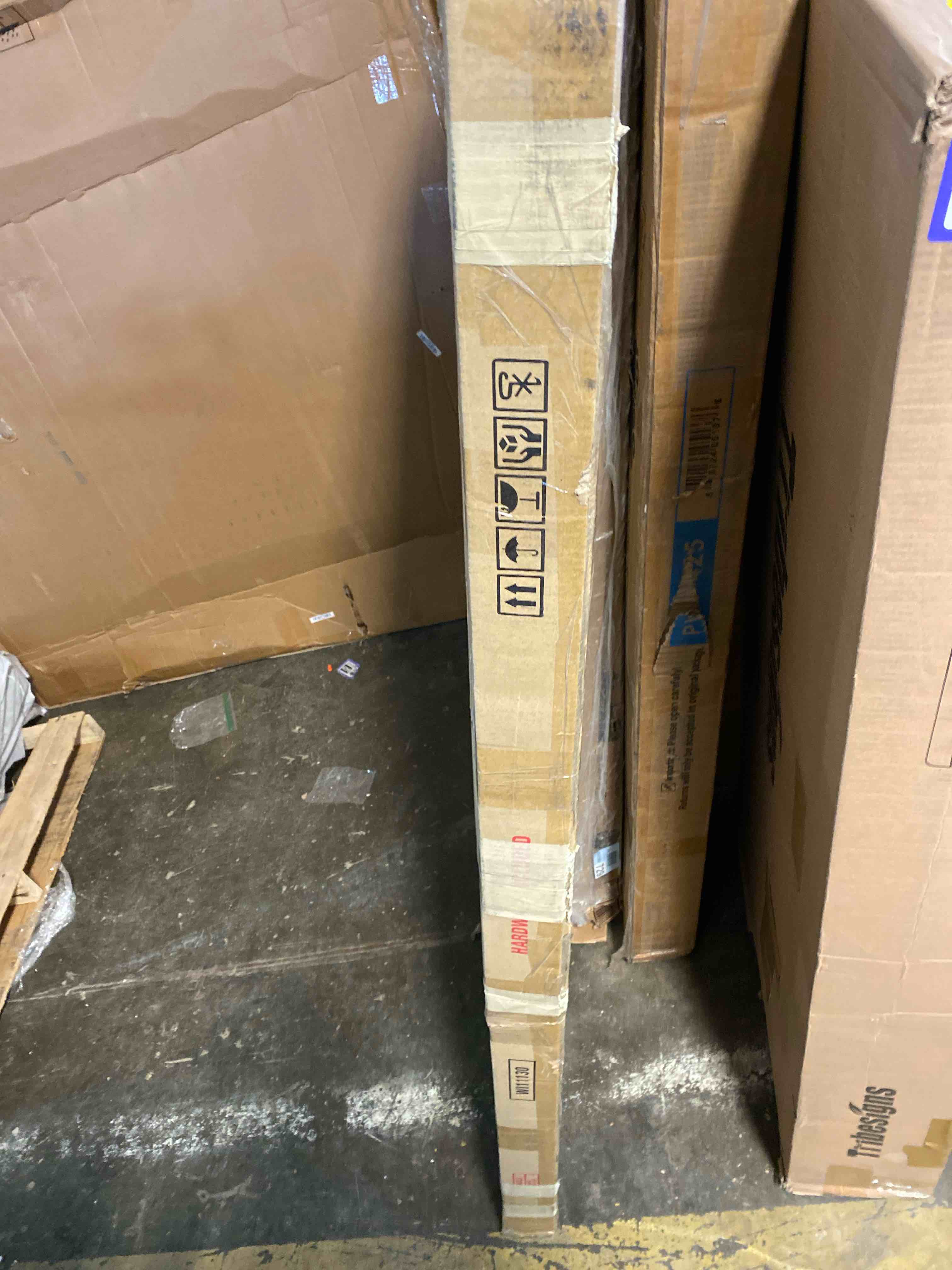 https://s3.amazonaws.com/lotting-images-prod/phillipi/PPE2333074_1746640152038.jpeg