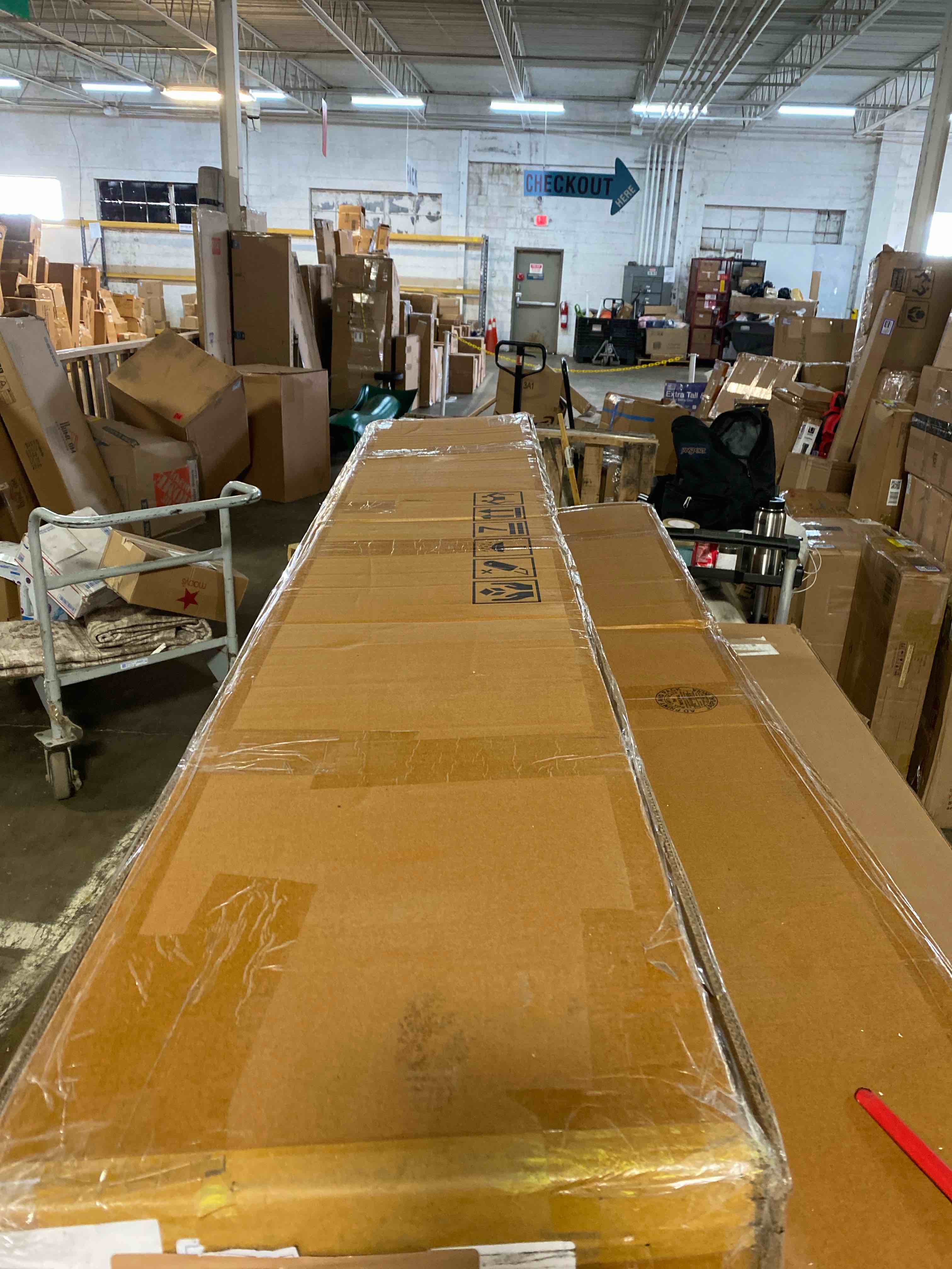 https://s3.amazonaws.com/lotting-images-prod/phillipi/PPE2333414_1747159289660.jpeg