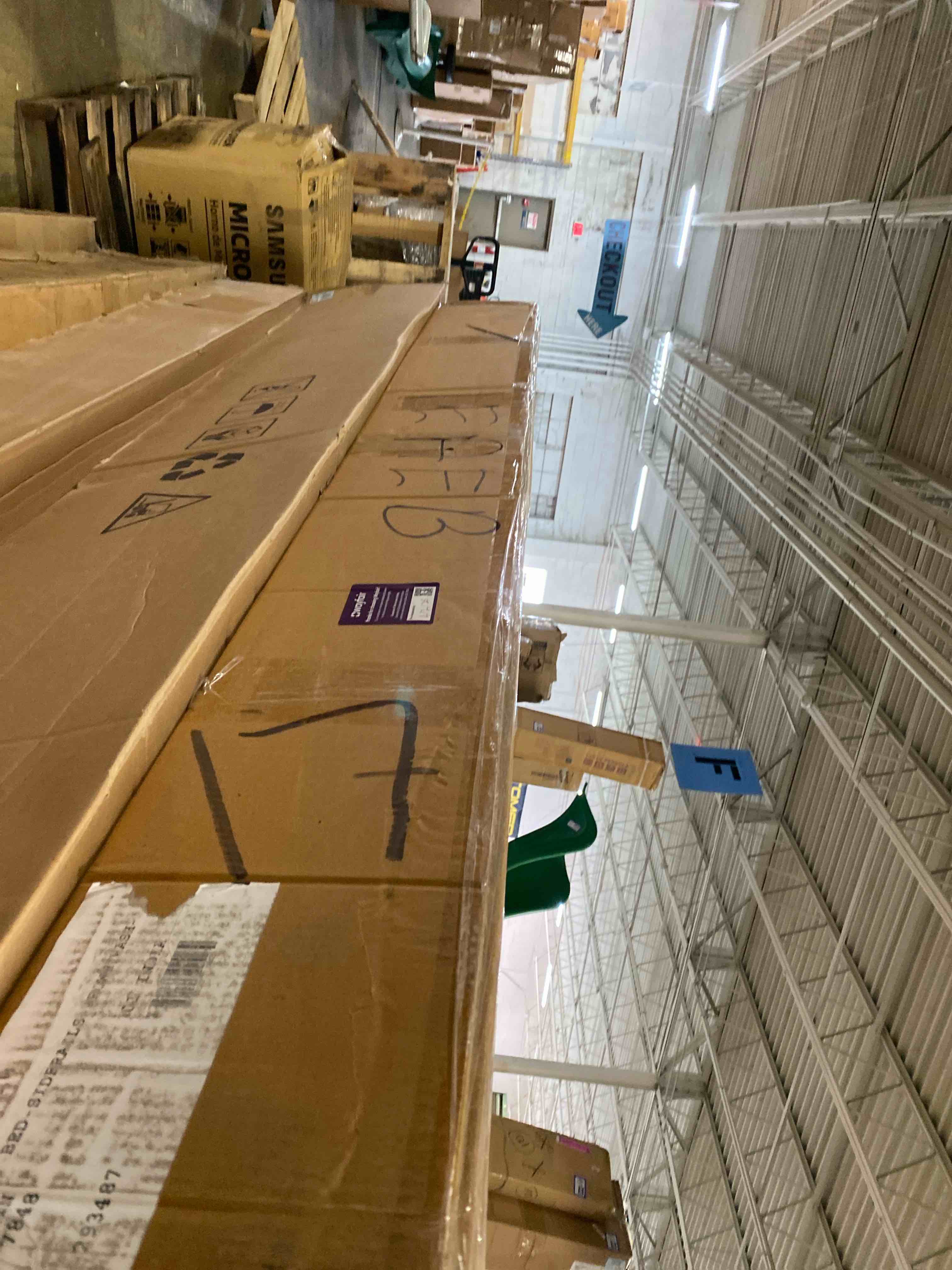 https://s3.amazonaws.com/lotting-images-prod/phillipi/PPE2333414_1747159291834.jpeg