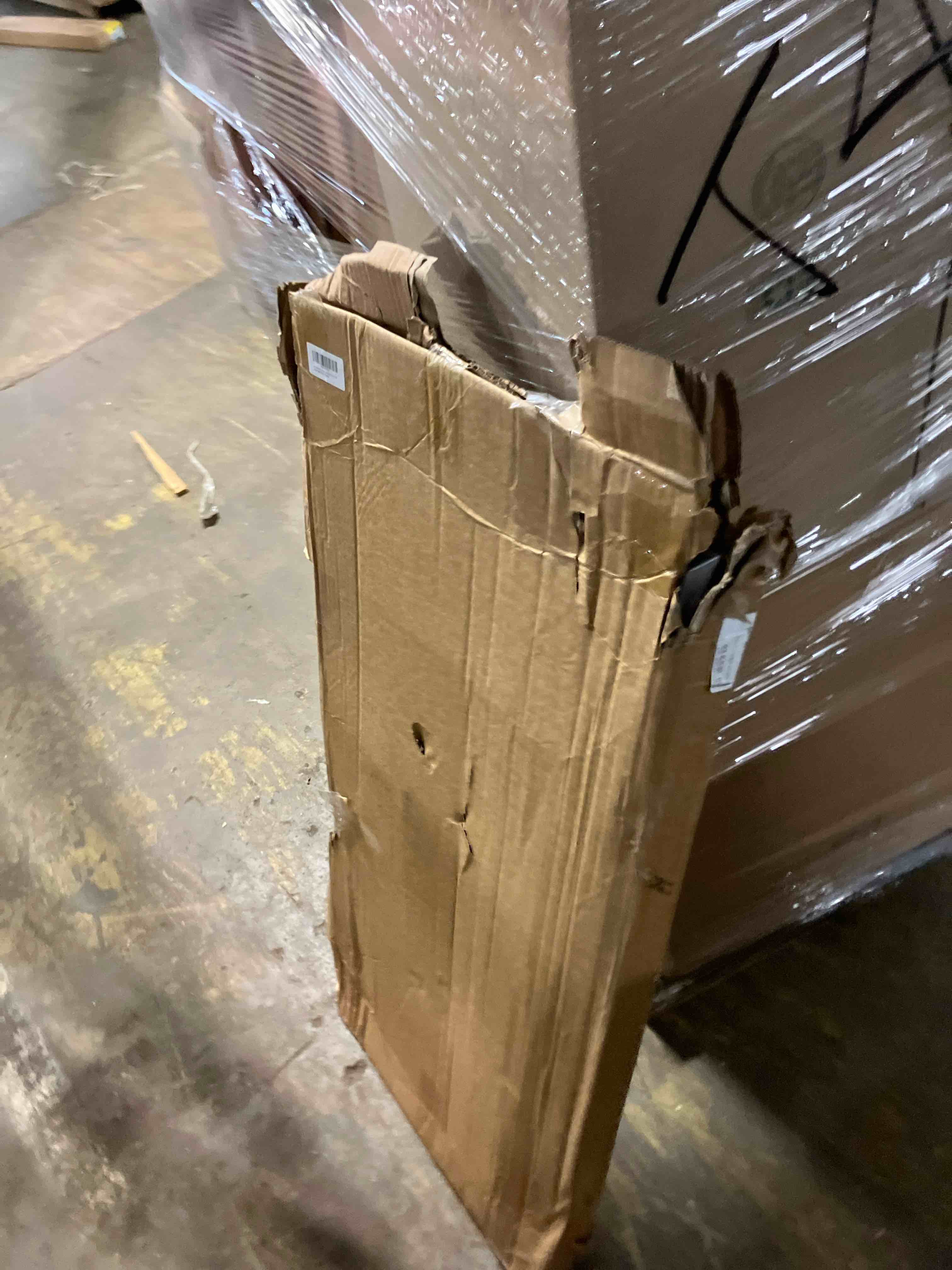 https://s3.amazonaws.com/lotting-images-prod/phillipi/PPE2333509_1746827889582.jpeg