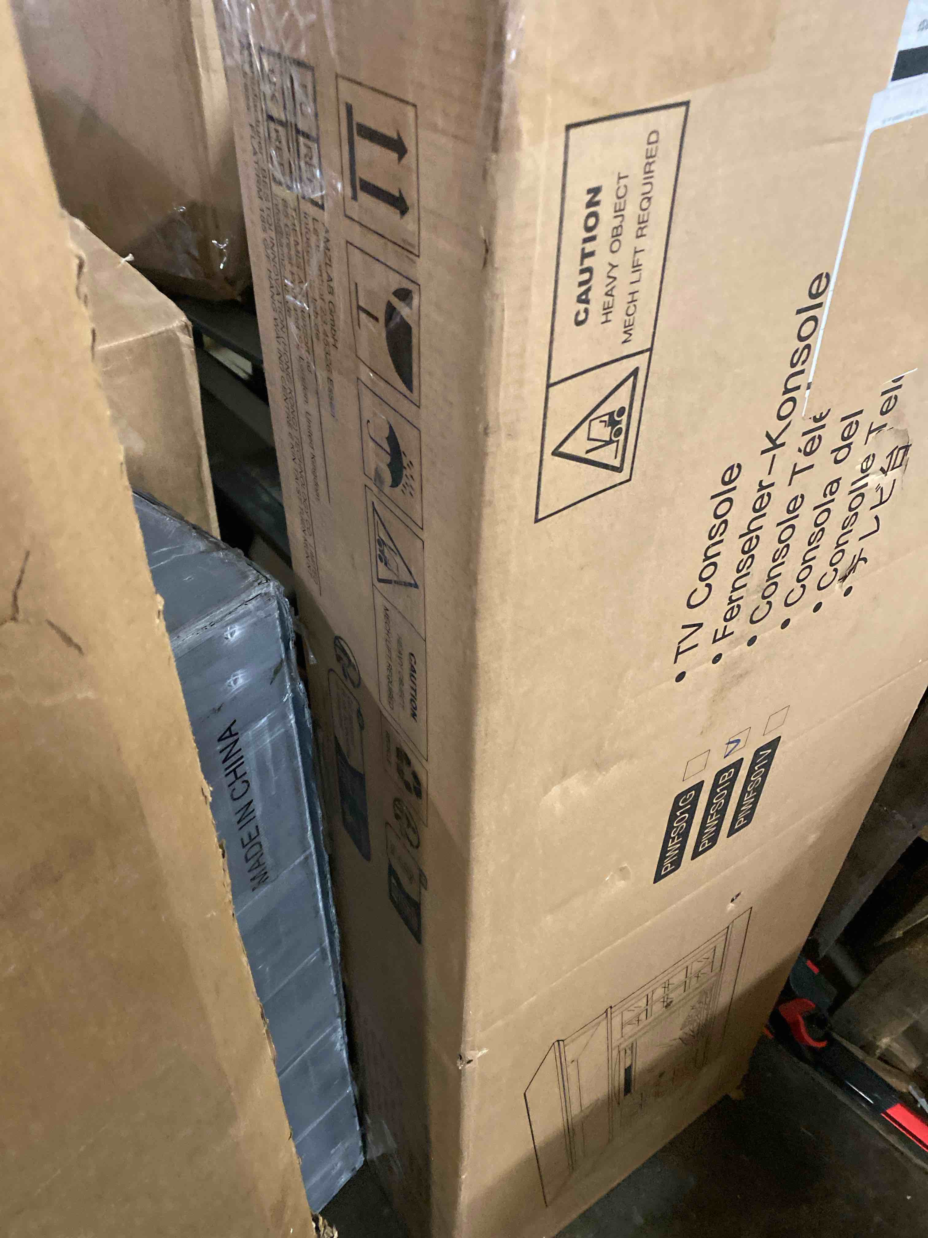 https://s3.amazonaws.com/lotting-images-prod/phillipi/PPE2334080_1747079022880.jpeg