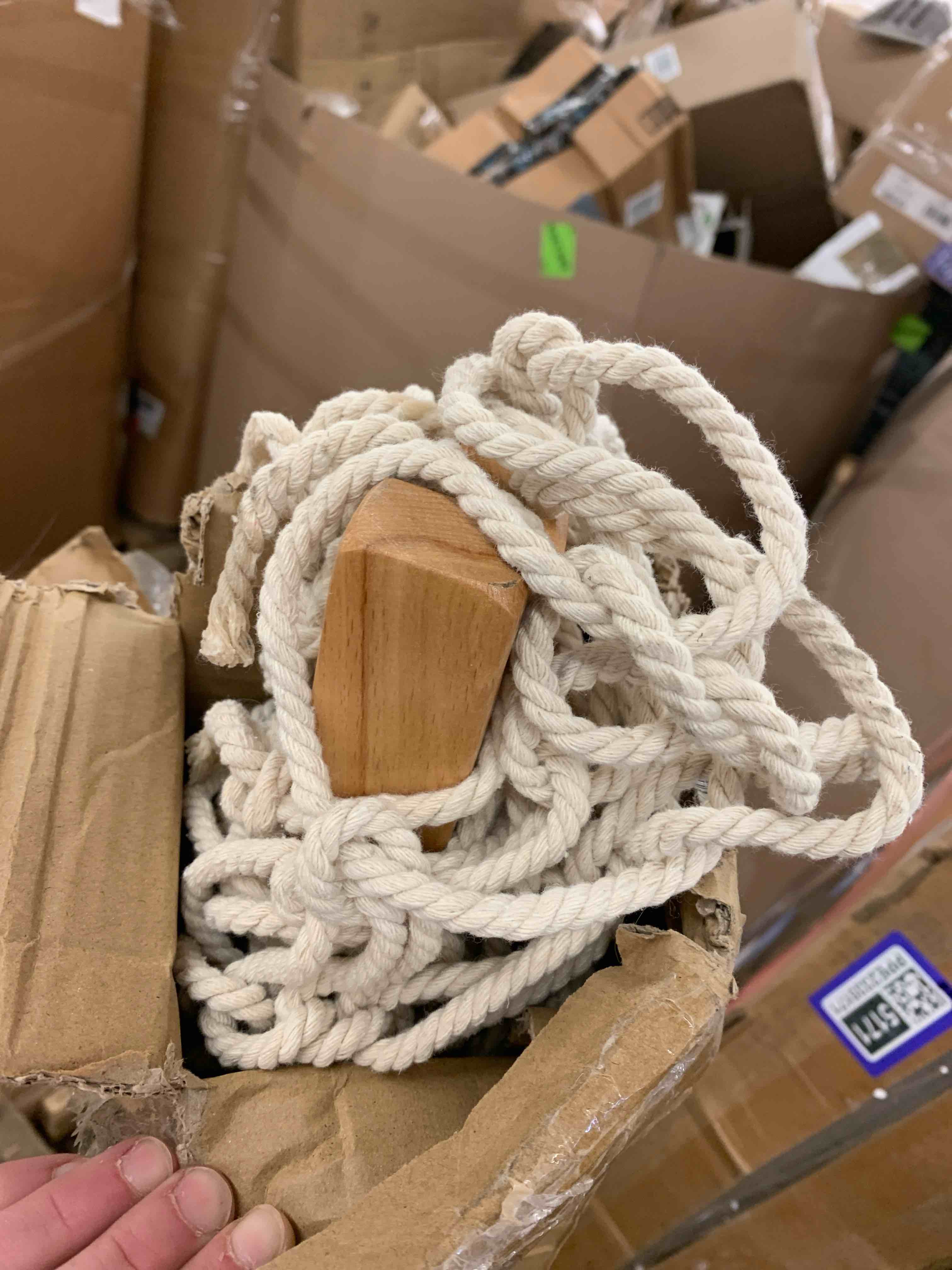 https://s3.amazonaws.com/lotting-images-prod/phillipi/PPE2335172_1747760459074.jpeg