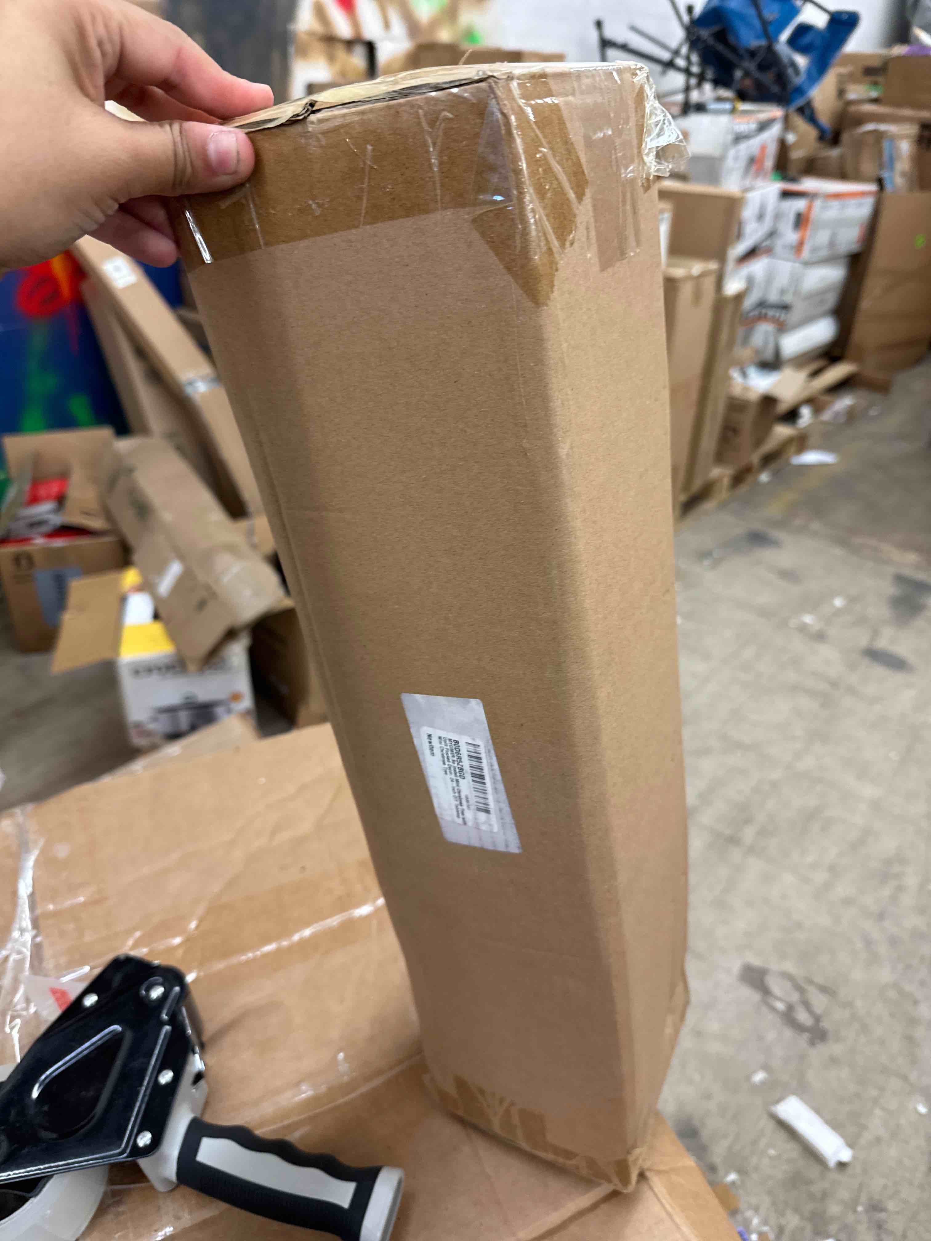 https://s3.amazonaws.com/lotting-images-prod/phillipi/PPE2335376_1748033137069.jpeg