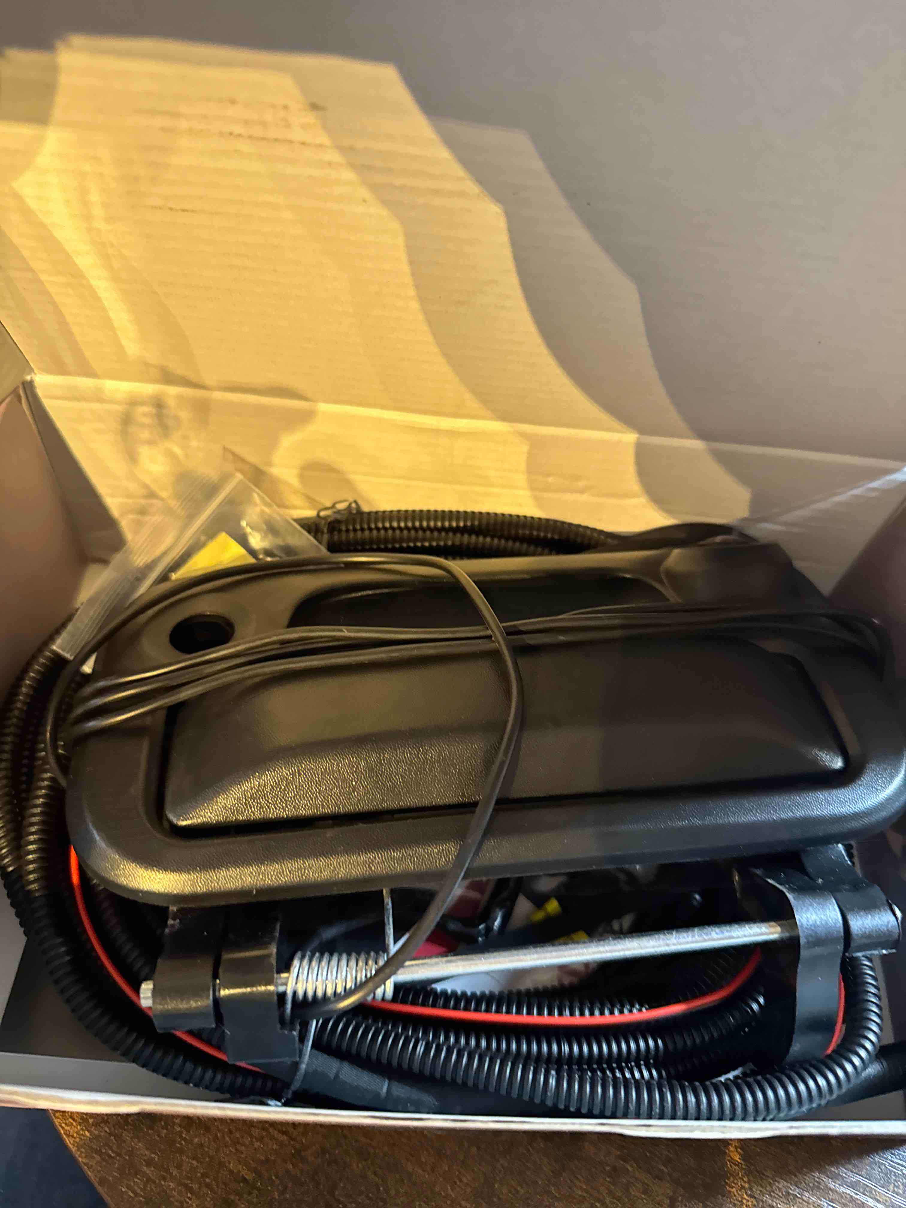 https://s3.amazonaws.com/lotting-images-prod/phillipi/PPE2335560_1748391919285.jpeg